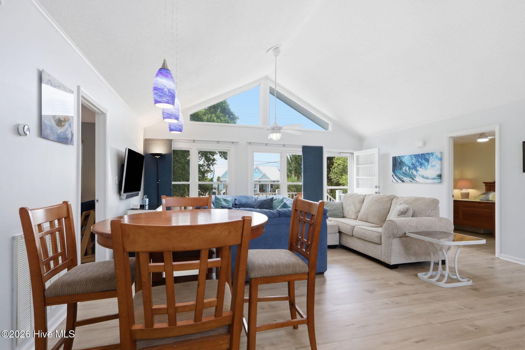 Dining - 1607 Emerald Drive, Emerald Isle, NC 28594