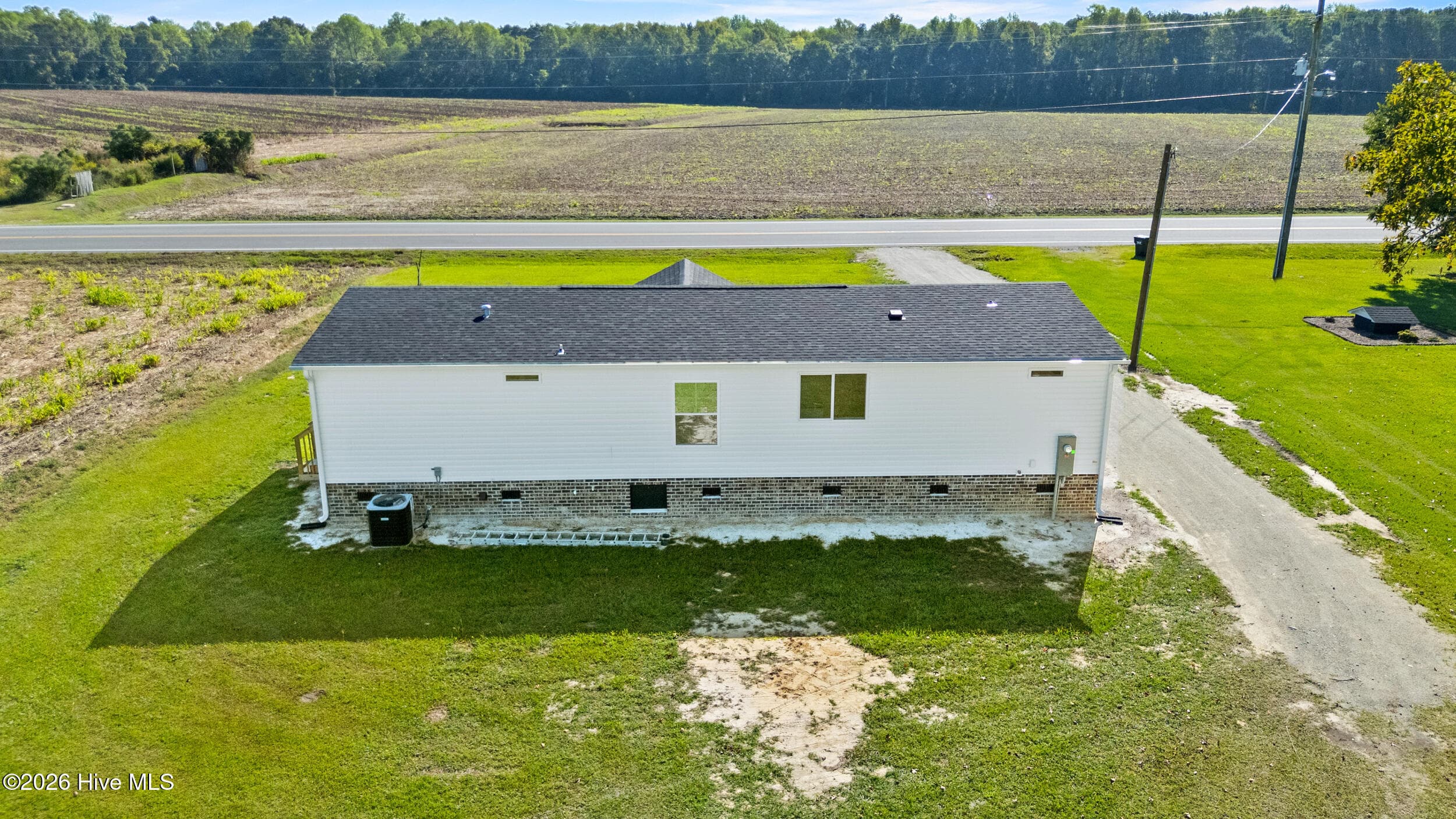 Manufactured Home at 2491 Carolina 111, Pink Hill, NC 28572, photo 42 of 48