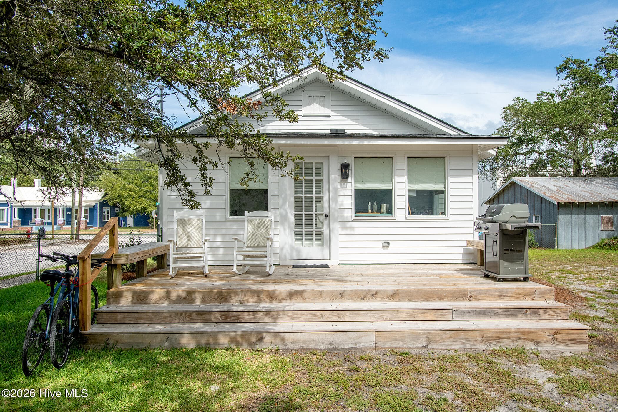 Single Family Residence at 800 Mulberry Street, Beaufort, NC 28516, photo 12 of 48