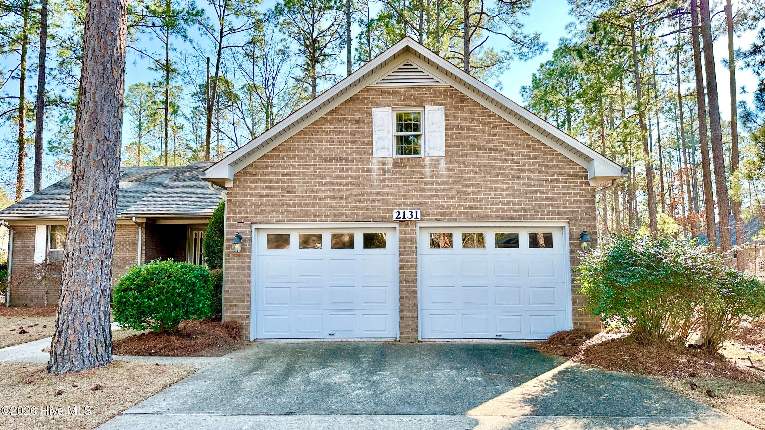 Single Family Residence at 2131 Royal Pines Drive, New Bern, NC 28560, photo 16 of 117