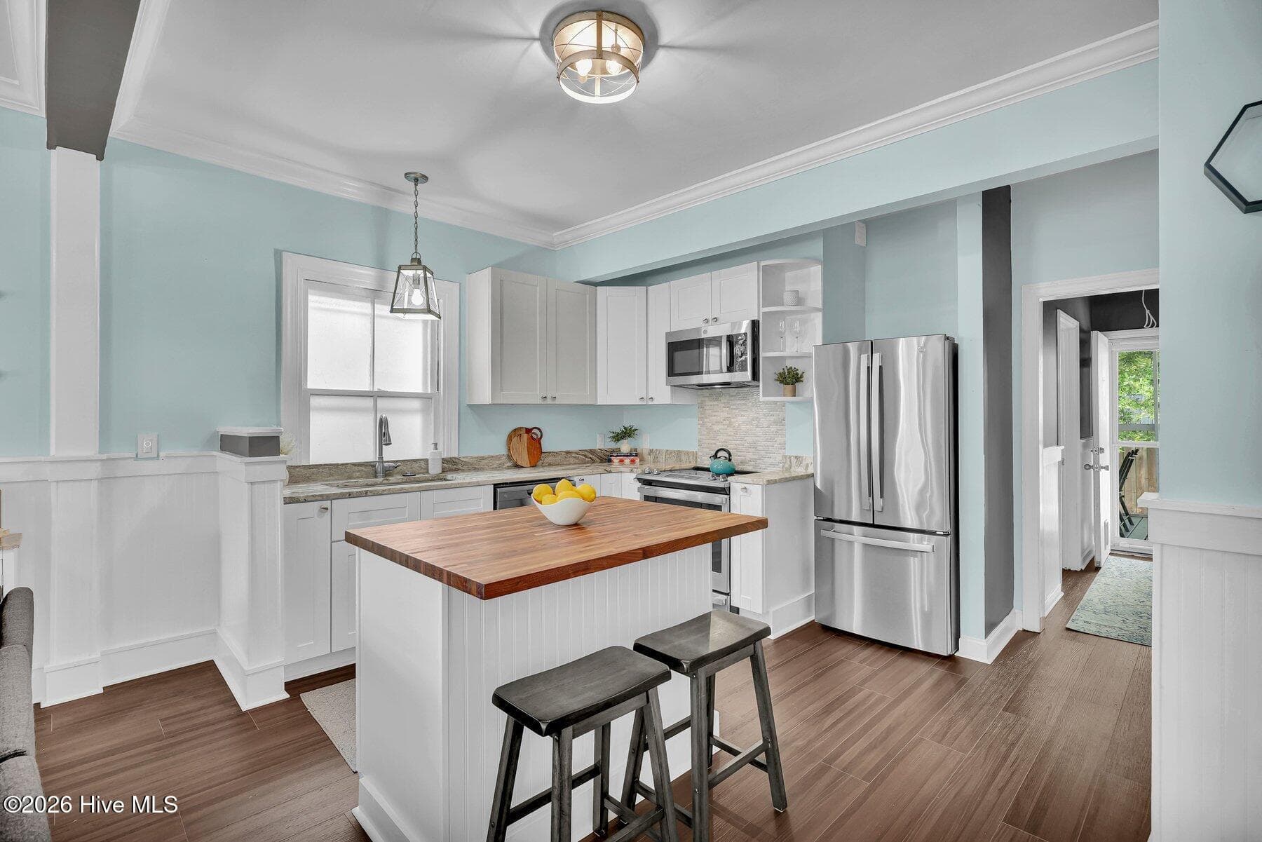 Single Family Residence at 321 S 7th Street, Wilmington, NC 28401, photo 11 of 34