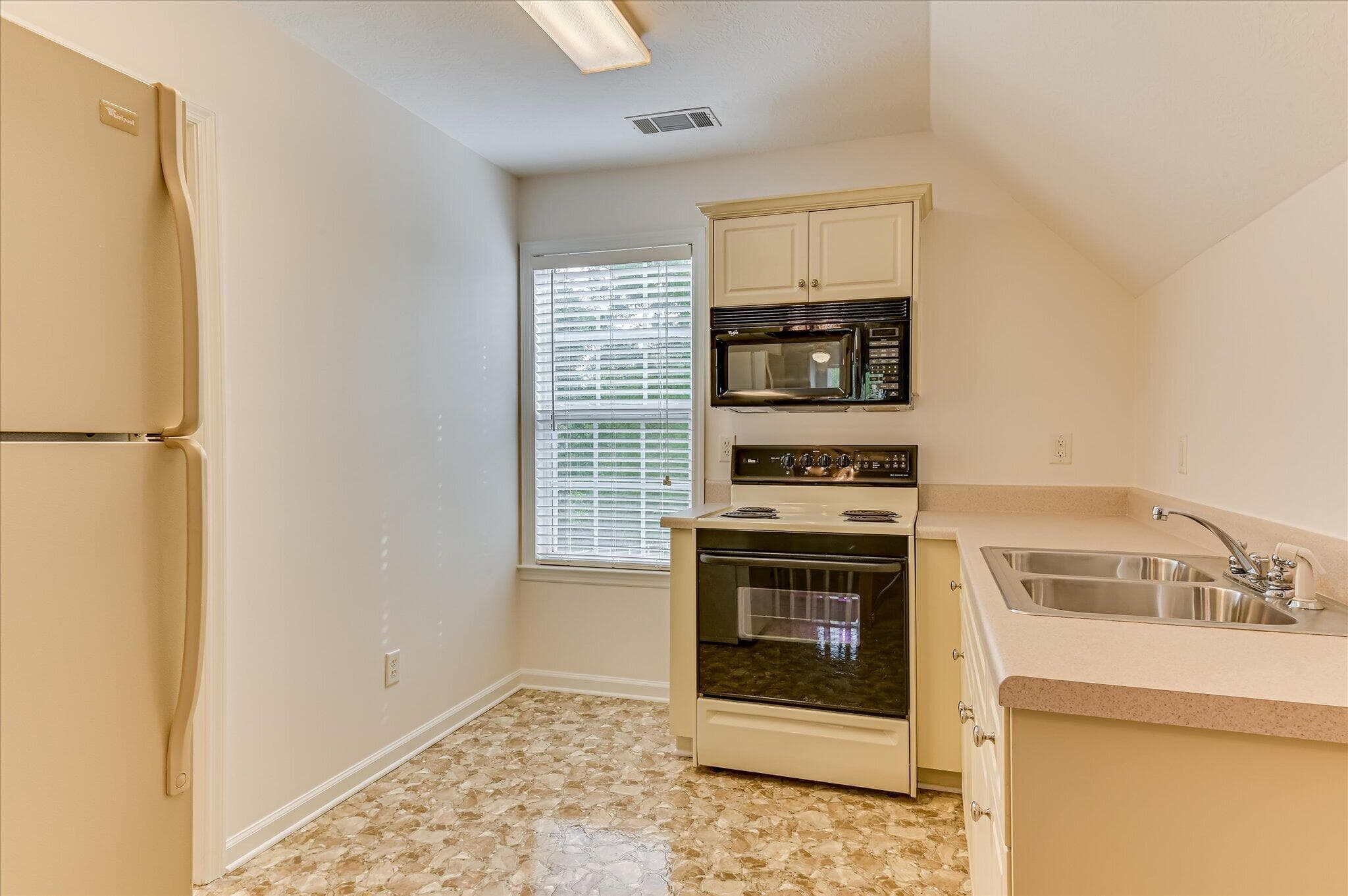 Single Family Residence at 356 Gardenia Drive, Evans, GA 30809, photo 57 of 75