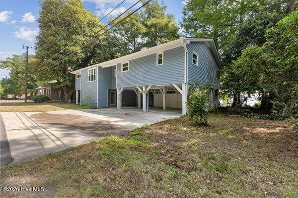 Single Family Residence at 2902 Canal Cove Road, Lake Waccamaw, NC 28450, photo 37 of 38