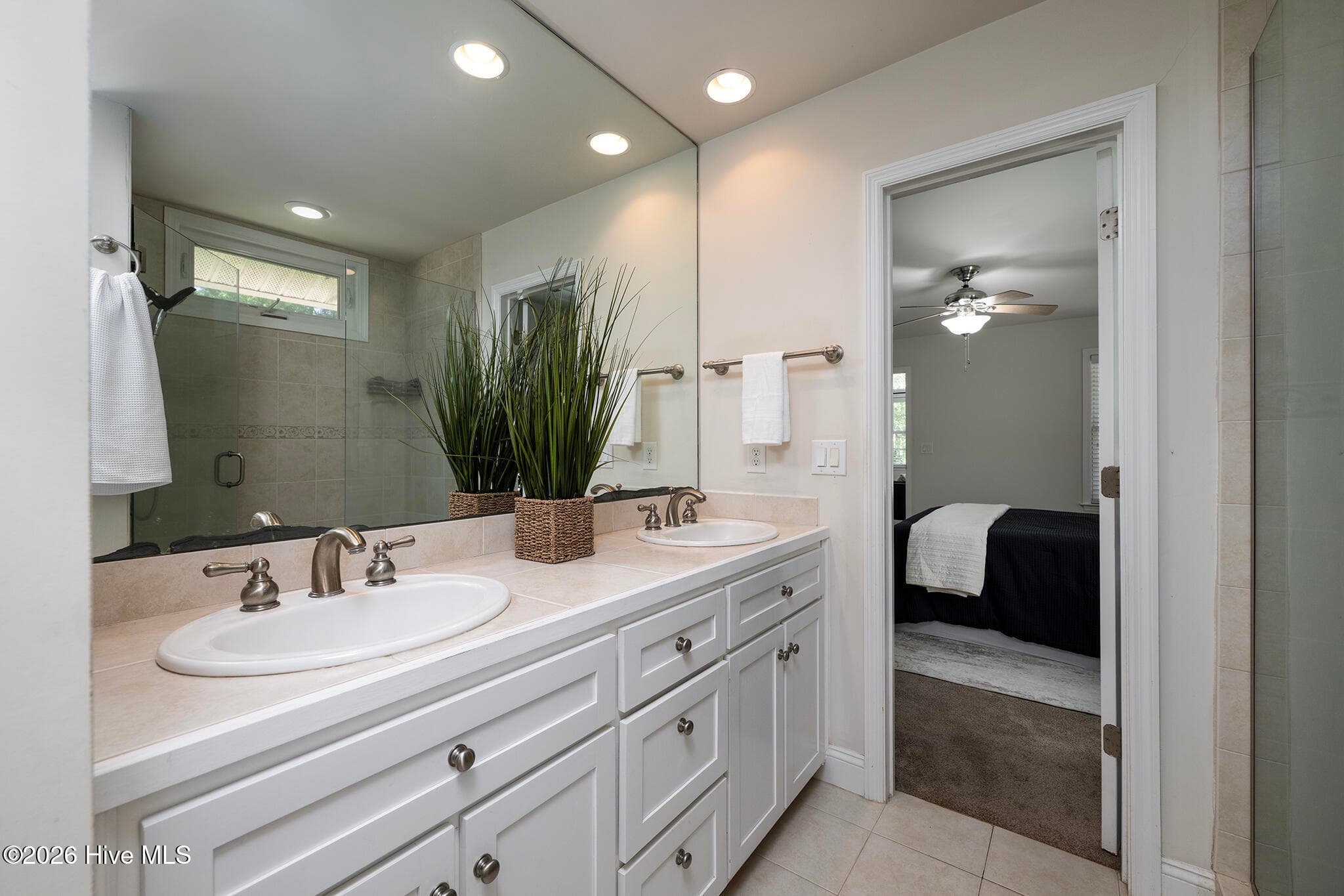 Primary En Suite Bathroom - 5505 Blackbeard Lane, New Bern, NC 28560