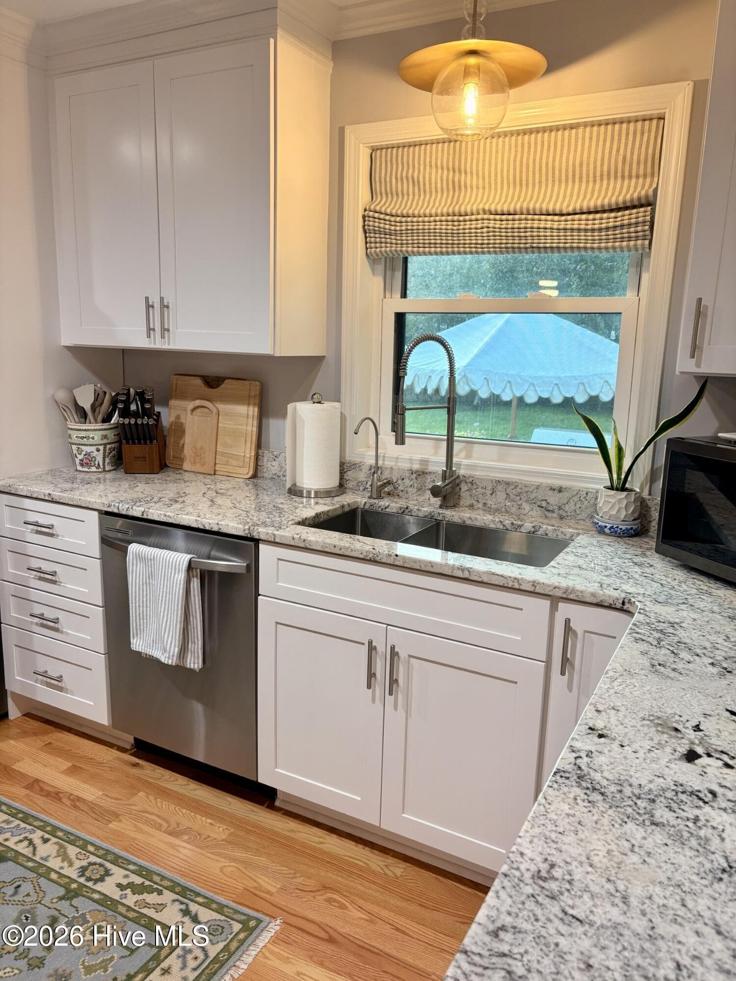 Single Family Residence at 5619 Saint Nicholas Road, Wilmington, NC 28405, photo 6 of 28