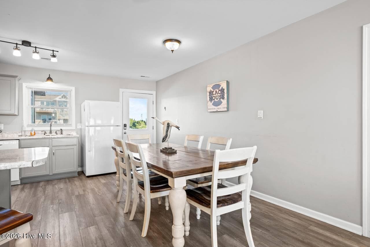 Single Family Residence at 2005 Ocean Drive, Emerald Isle, NC 28594, photo 22 of 31