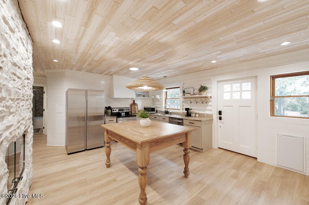 Single Family Residence at 2033 Green Pond Road, Aiken, SC 29803, photo 12 of 34