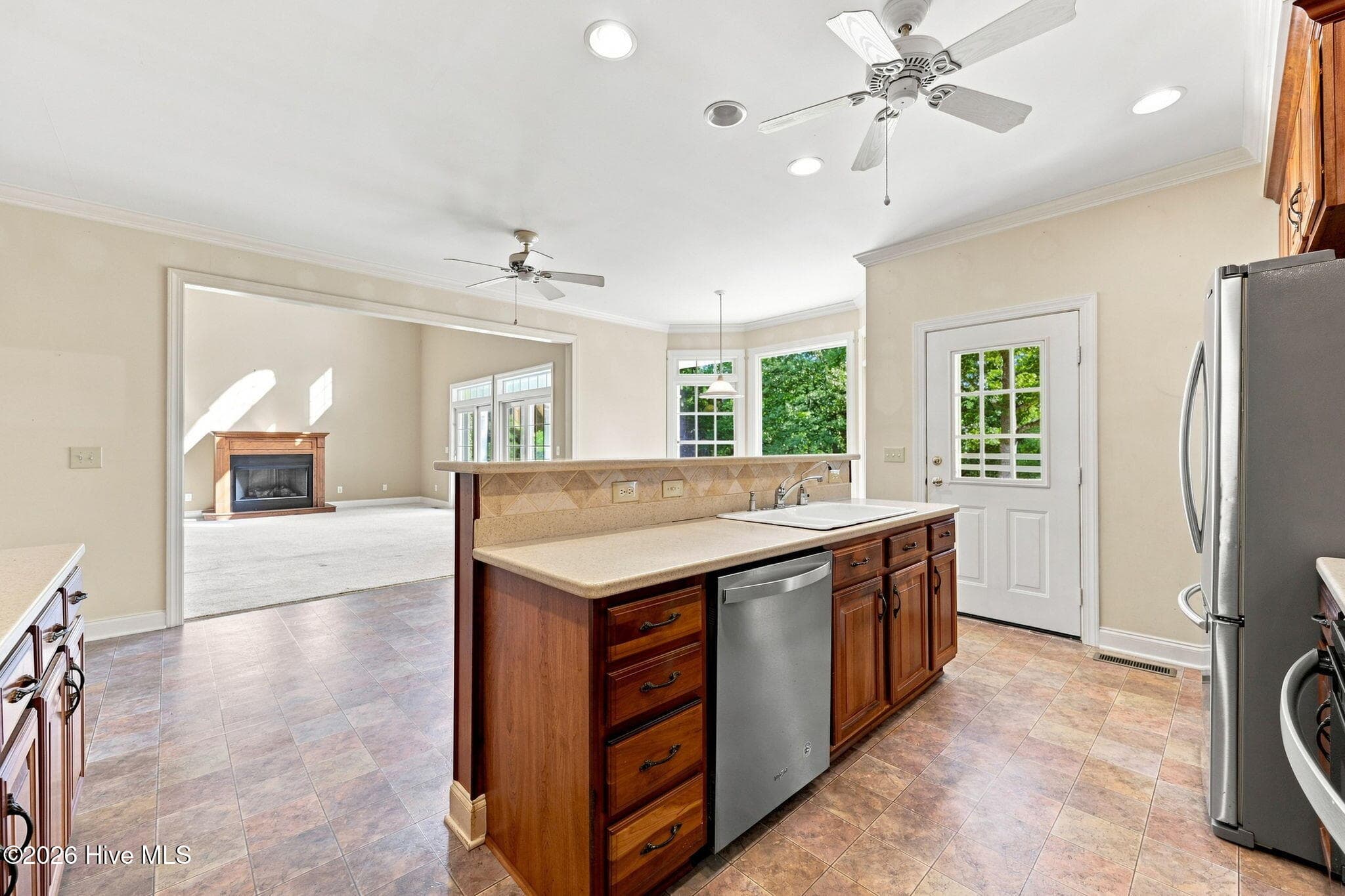 Single Family Residence at 303 Creekview Drive, Hampstead, NC 28443, photo 26 of 56