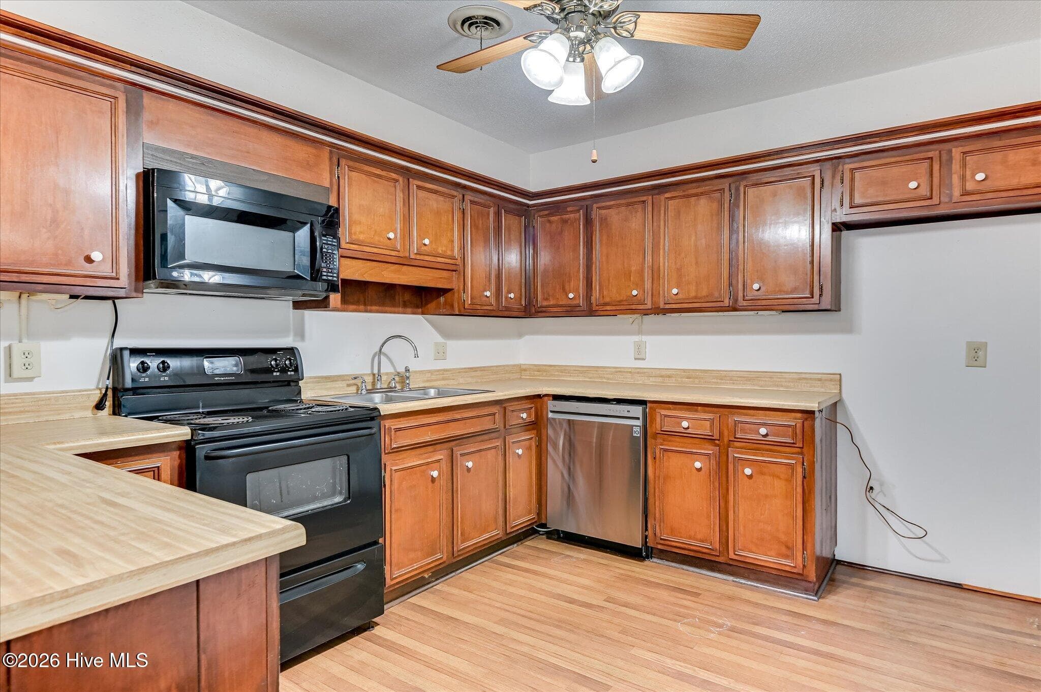 Townhouse at 846 Wimbledon Drive, Augusta, GA 30909, photo 16 of 58