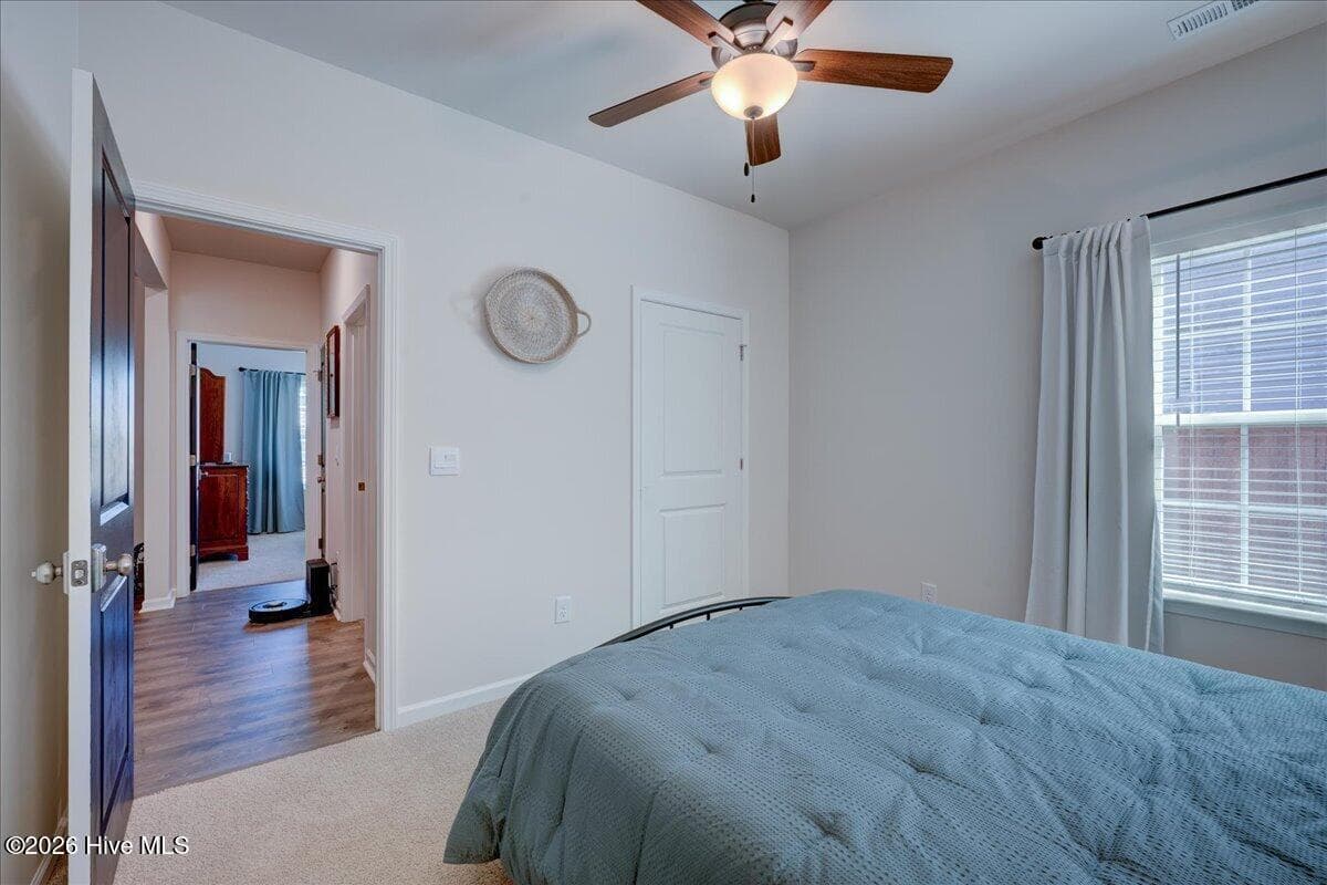 Single Family Residence at 2010 Montford Drive, New Bern, NC 28562, photo 18 of 53