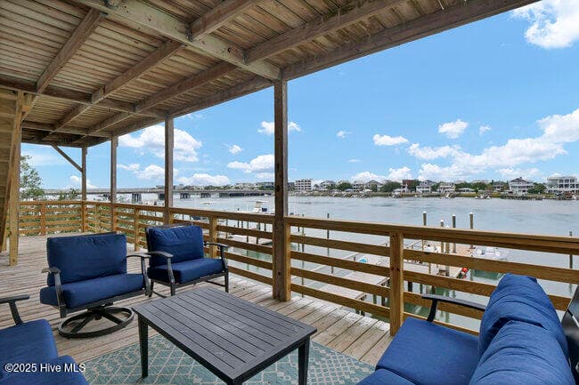 Condominium at 9 W Atlanta Street, Wrightsville Beach, NC 28480, photo 2 of 4
