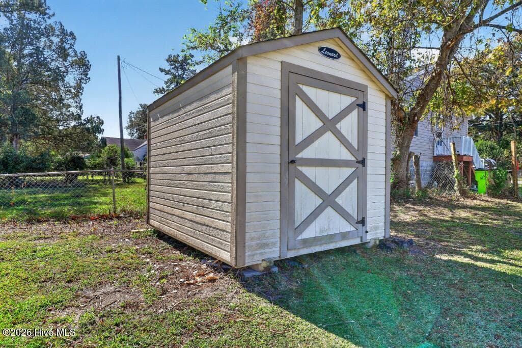 Storage Building - 830 Clark Avenue, New Bern, NC 28560