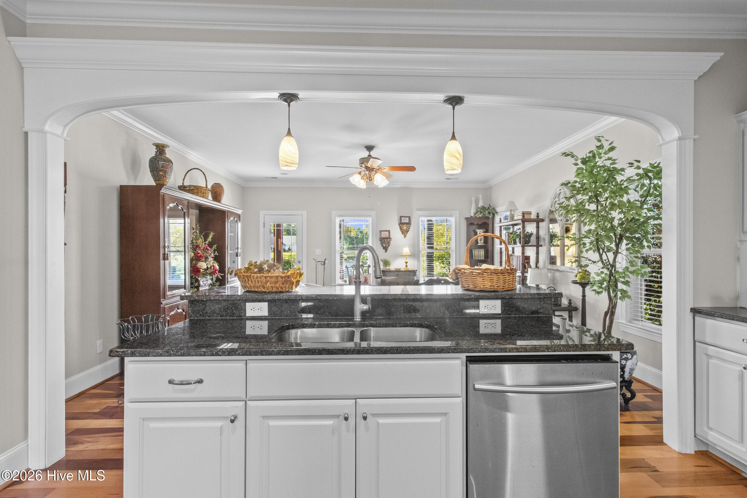 Single Family Residence at 307 Antioch Lakes Road, New Bern, NC 28560, photo 16 of 87
