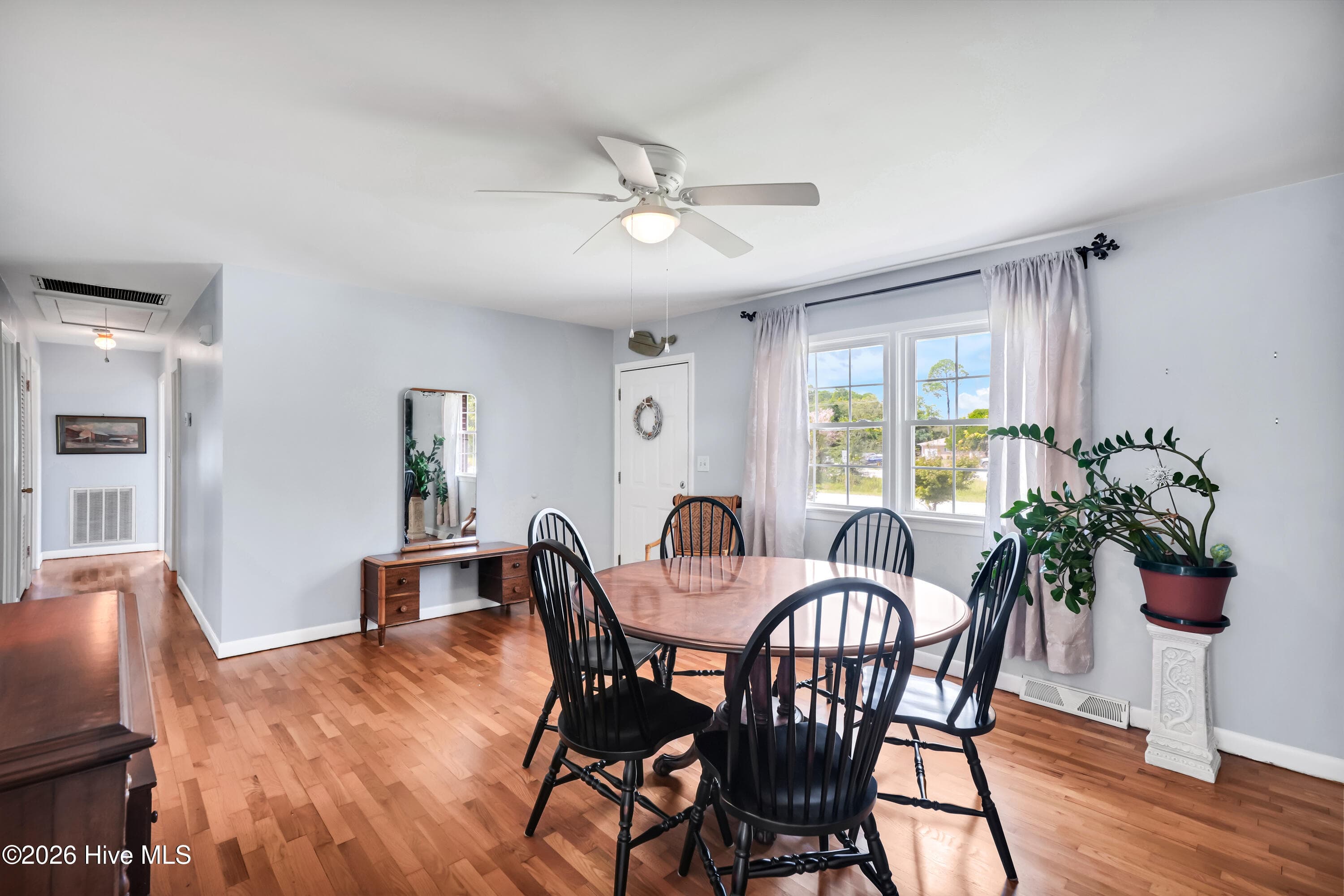 Single Family Residence at 710 N College Road, Wilmington, NC 28405, photo 16 of 36