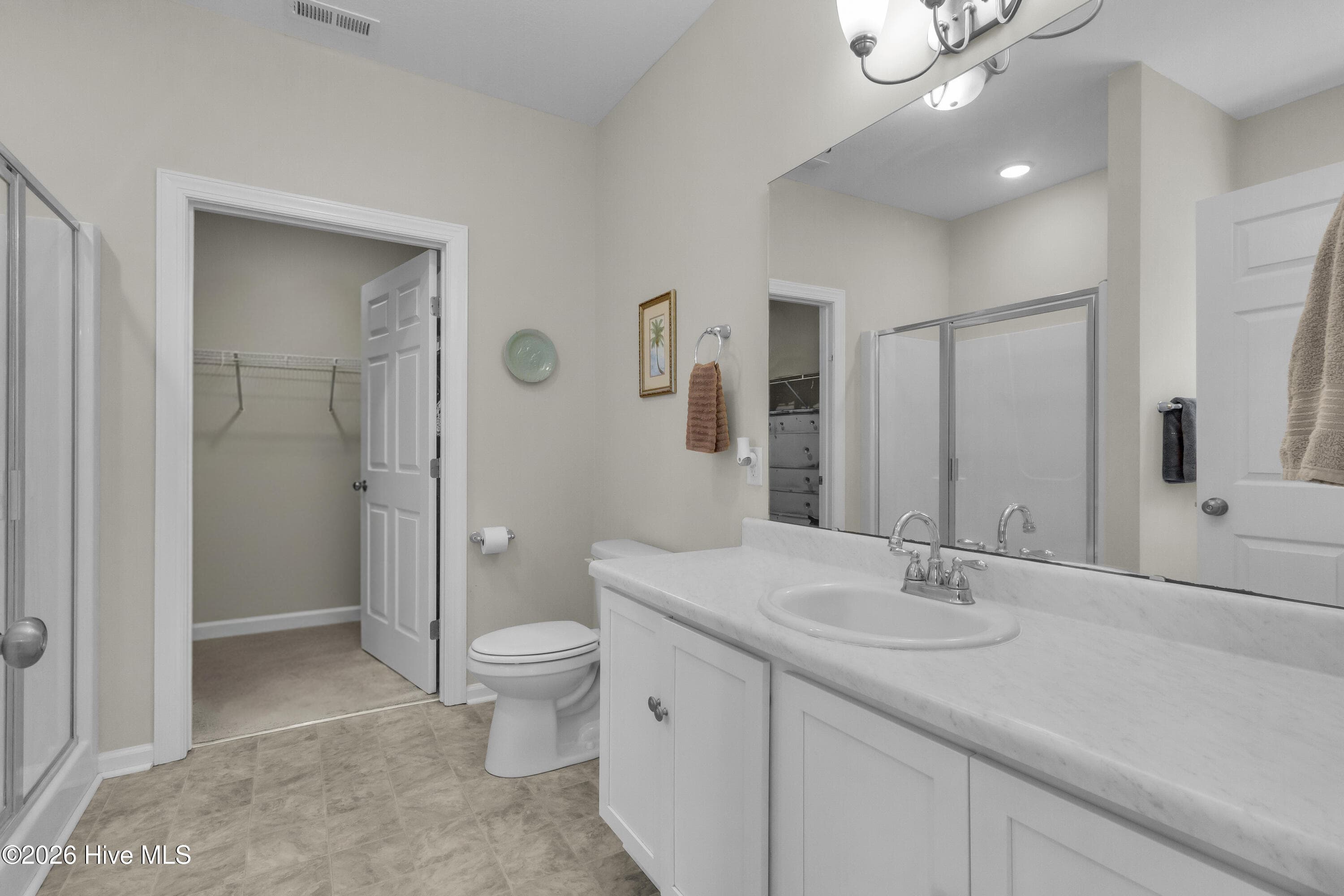 Owners Bathroom - 5430 Creek Pointe Road, New Bern, NC 28560