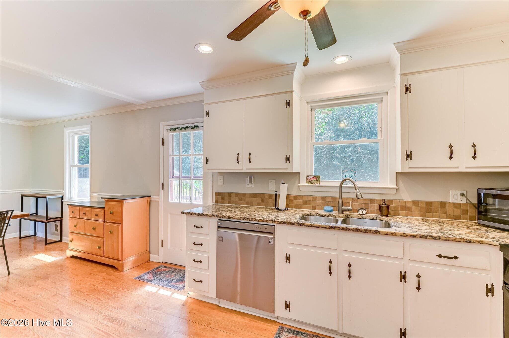 Single Family Residence at 809 Hammond Drive, North Augusta, SC 29841, photo 16 of 35