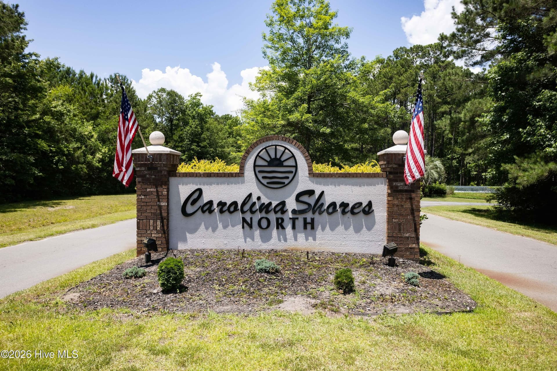 Single Family Residence at 244 Berryknoll Drive NW, Calabash, NC 28467, photo 2 of 3