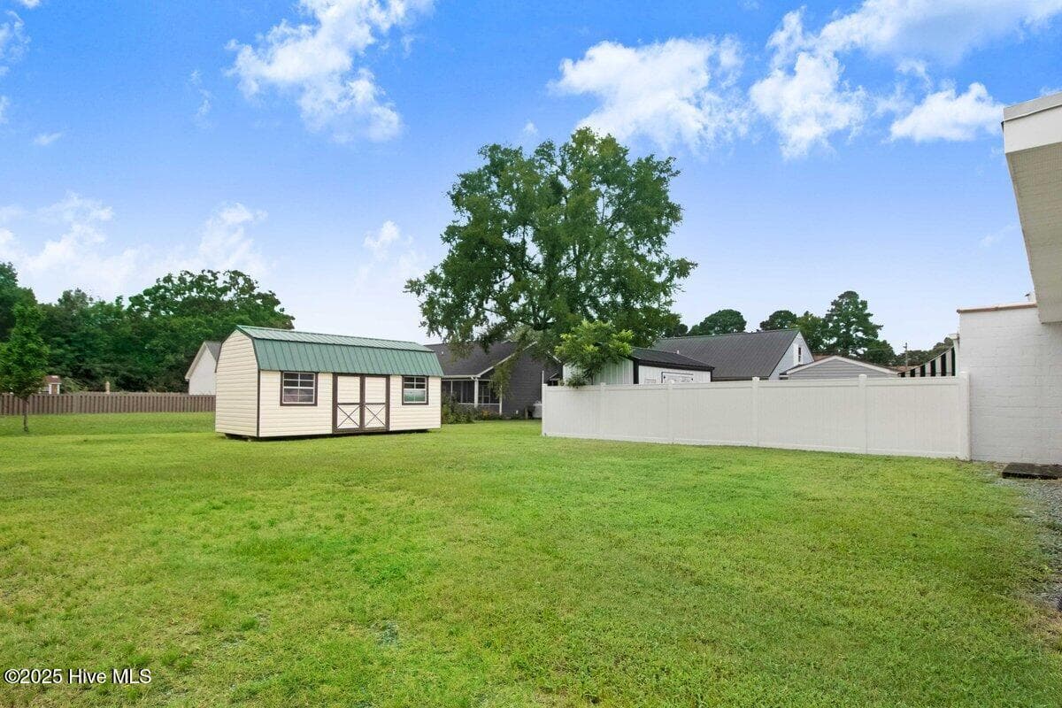 Commercial Sale at 112 S Pine Street, Princeton, NC 27569, photo 7 of 10