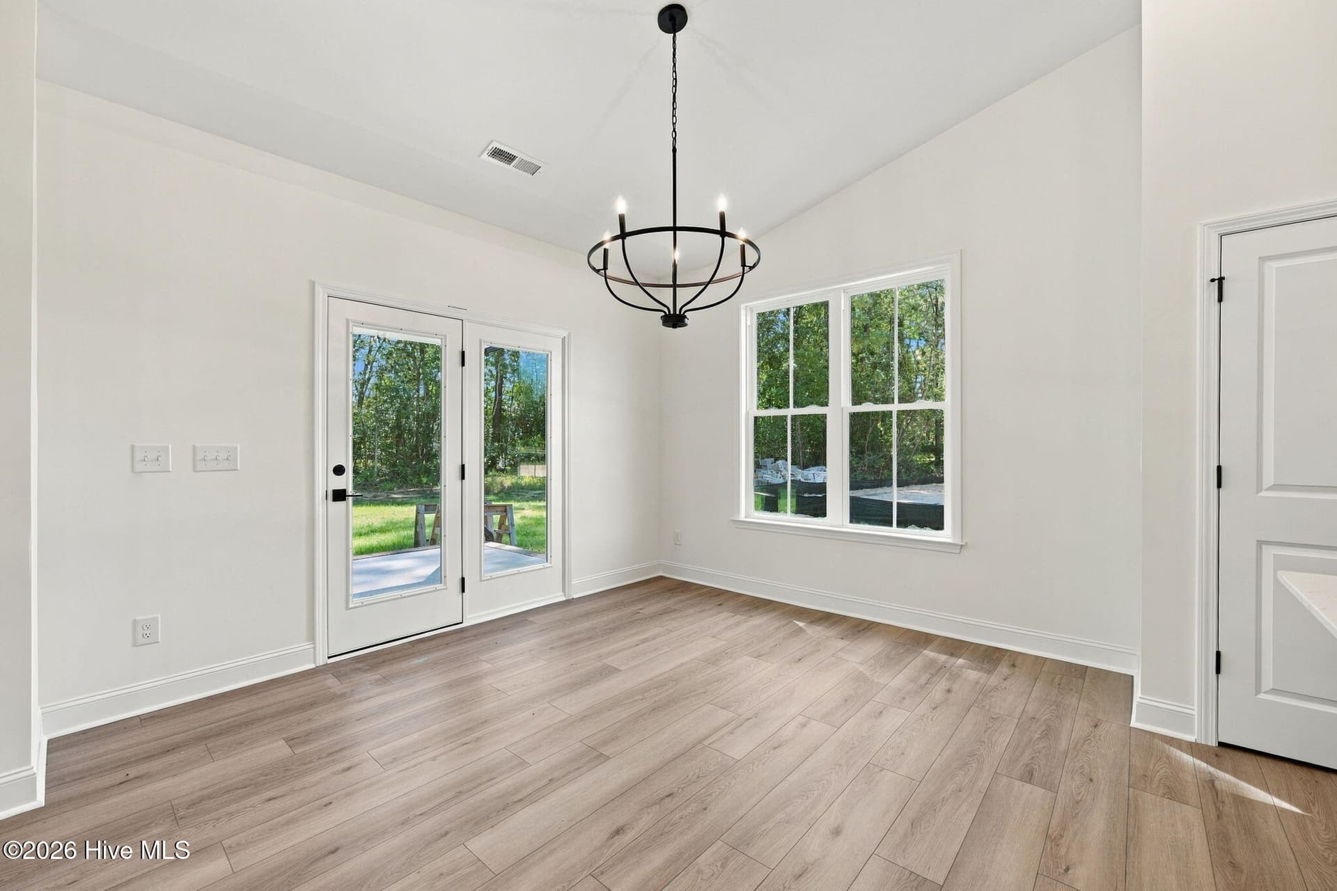 Breakfast Nook or Formal Dining- Enough Space and Style for Either! - 1224 Petite Terre Court, New Bern, NC 28560