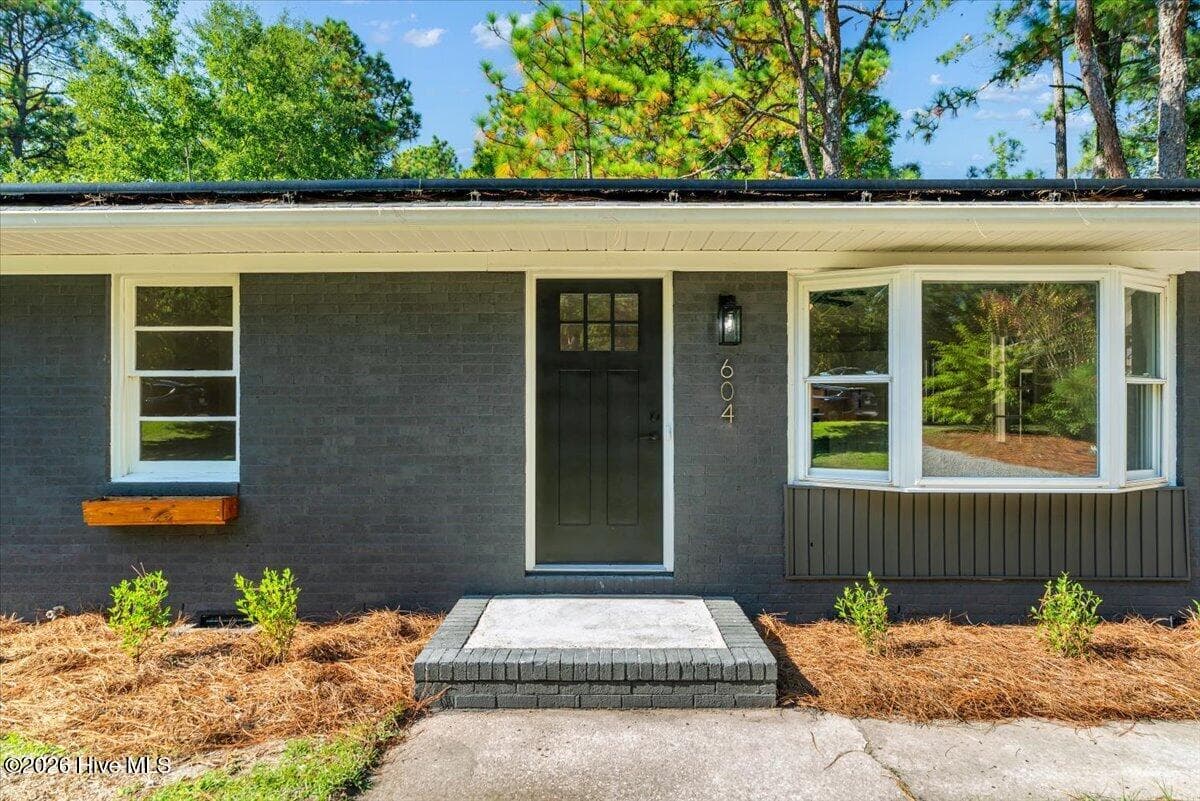 Single Family Residence at 604 S Hardin Street, Southern Pines, NC 28387, photo 3 of 46