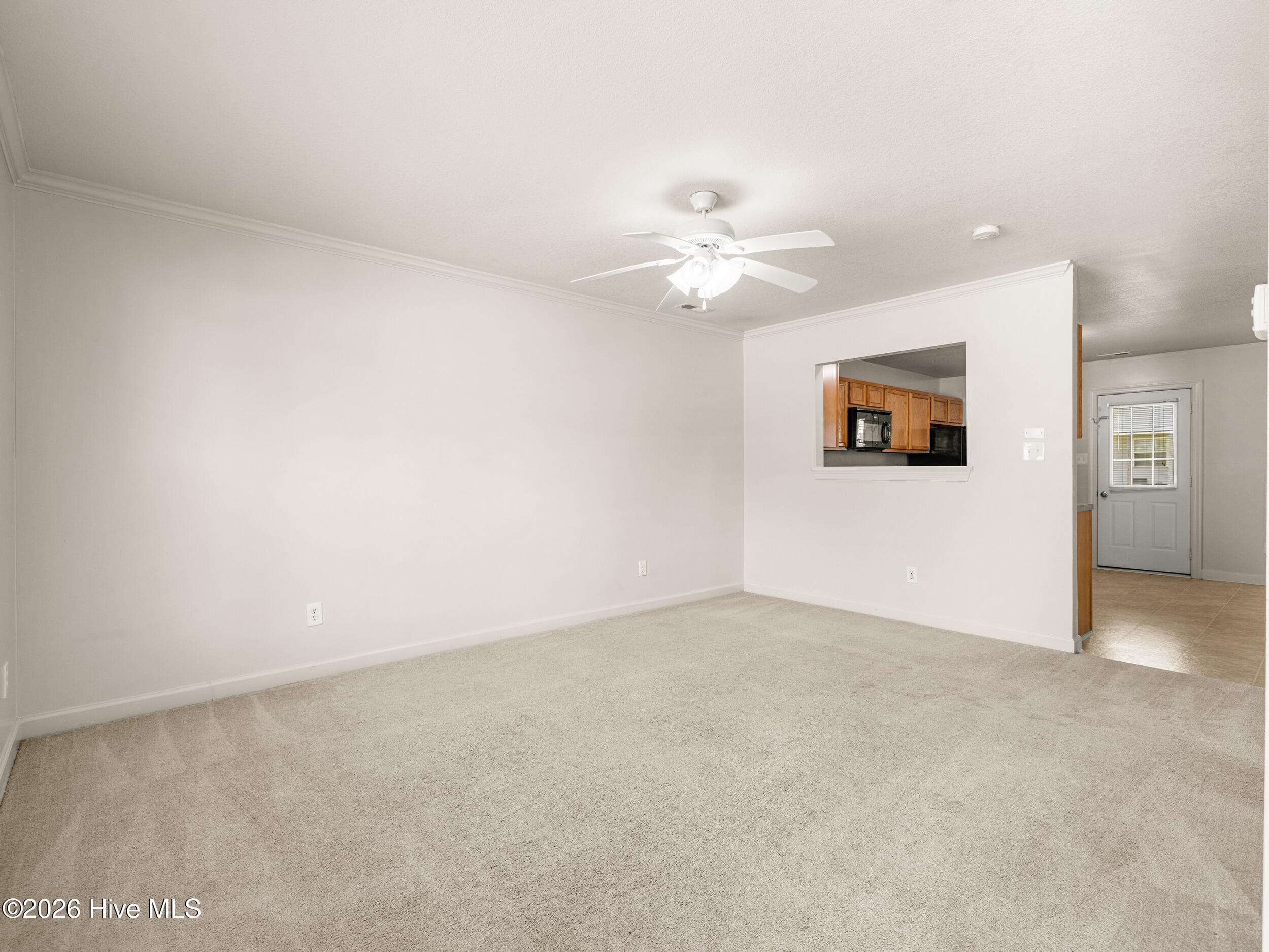 Townhouse at 403 Springwood Drive, Jacksonville, NC 28546, photo 7 of 30