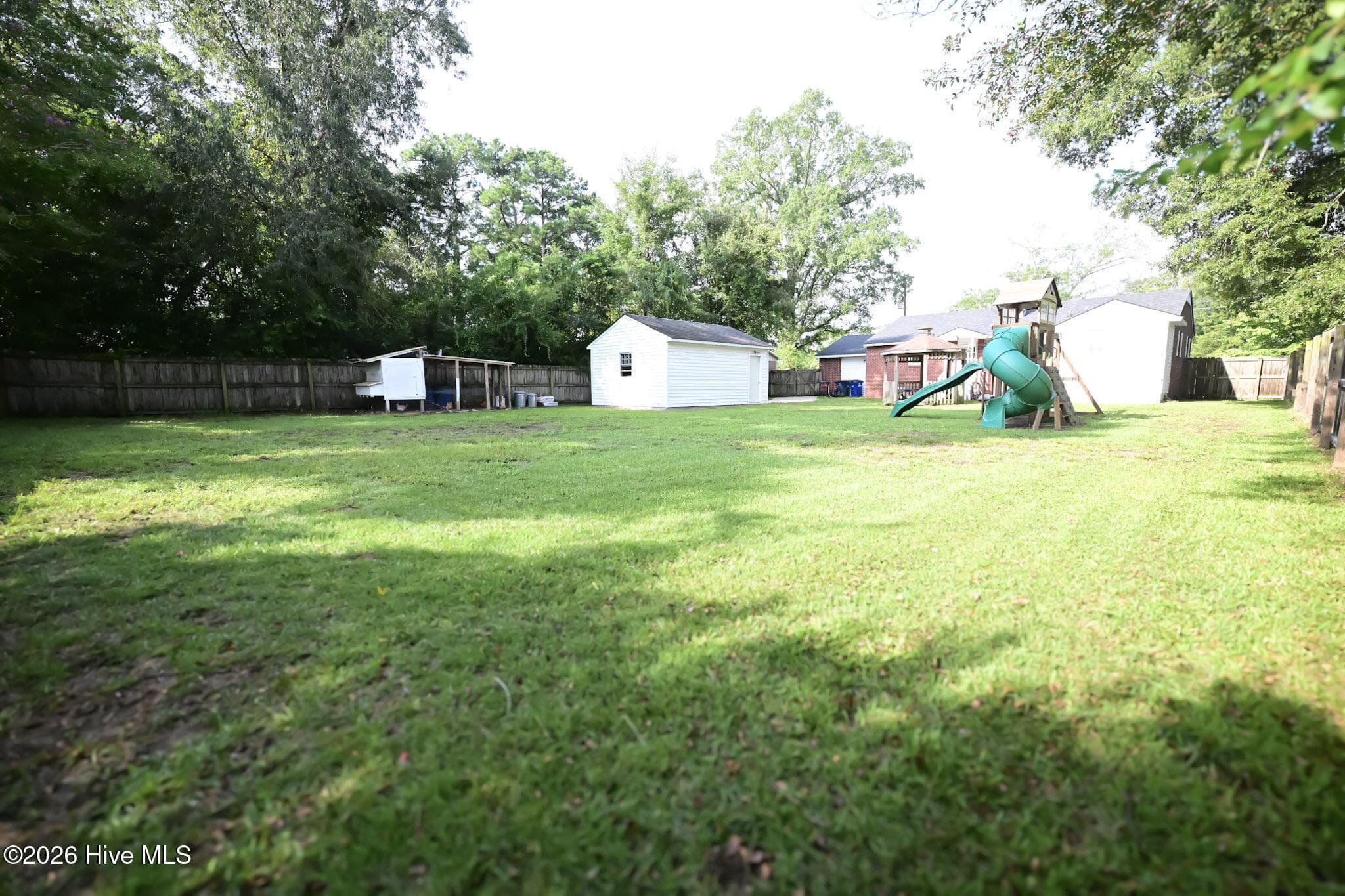 Single Family Residence at 704 Henderson Drive, Jacksonville, NC 28540, photo 26 of 28