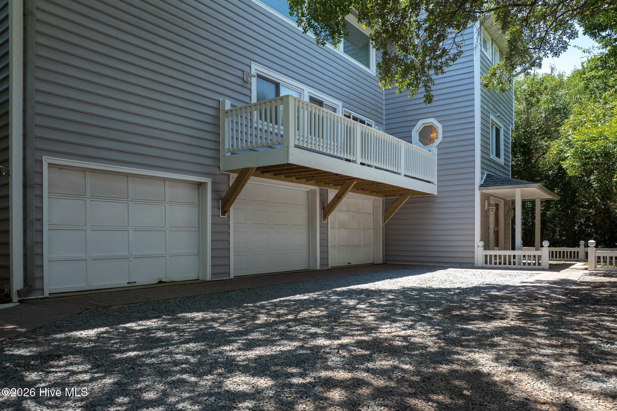 Single Family Residence at 126 Channel Bend, Surf City, NC 28445, photo 20 of 78