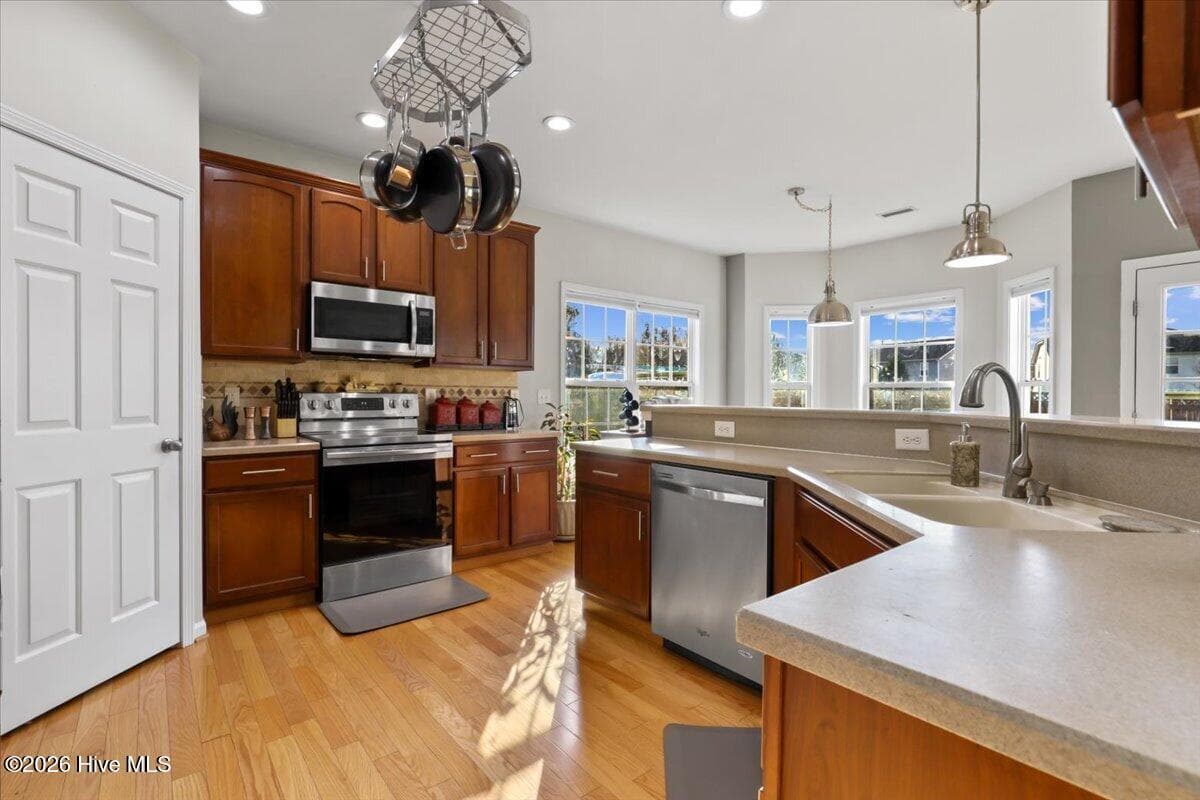 Single Family Residence at 19 Killington Drive, Clayton, NC 27520, photo 27 of 61