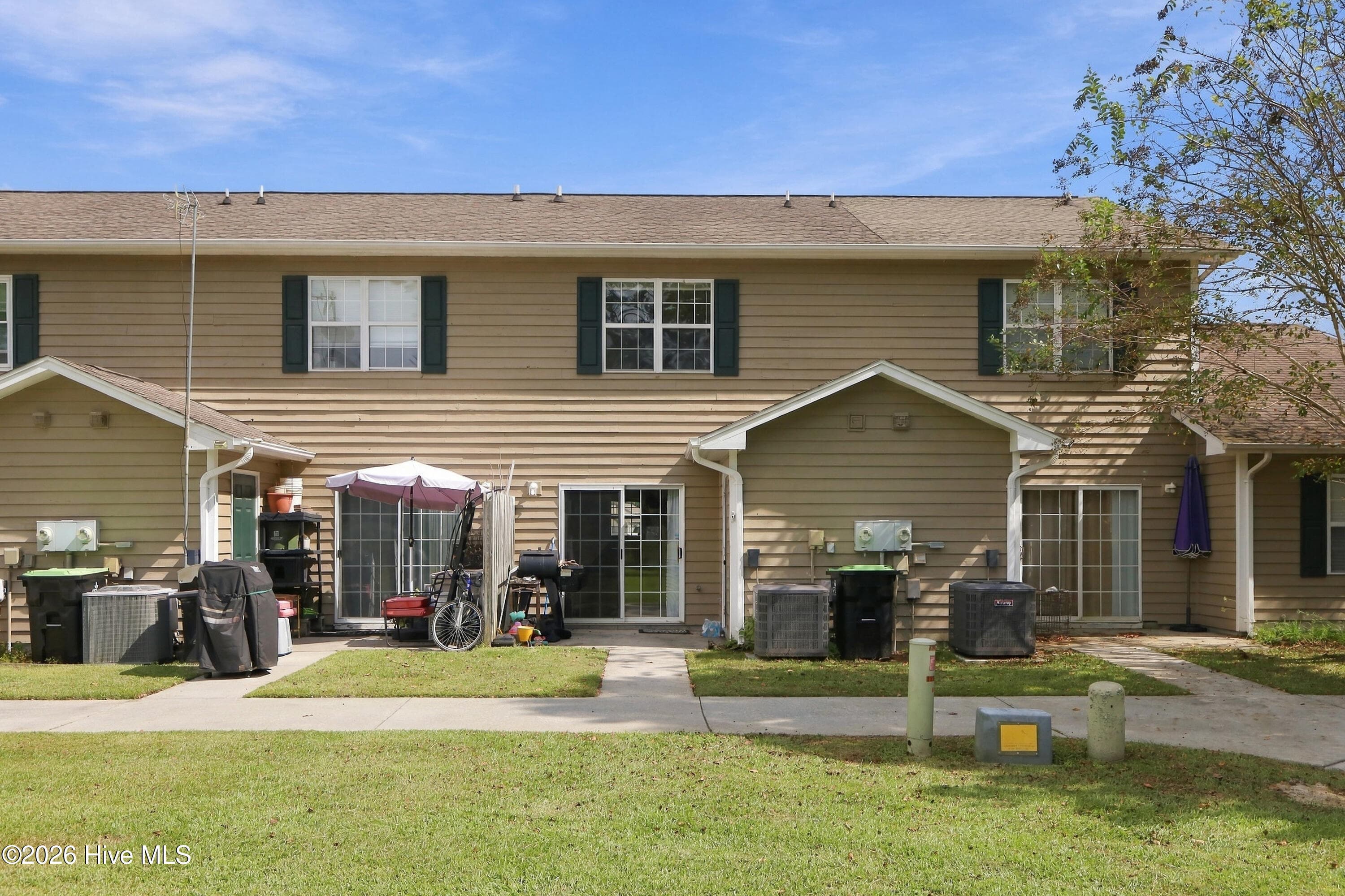 Townhouse at 601 Pelletier Loop Road G41, Swansboro, NC 28584, photo 3 of 40