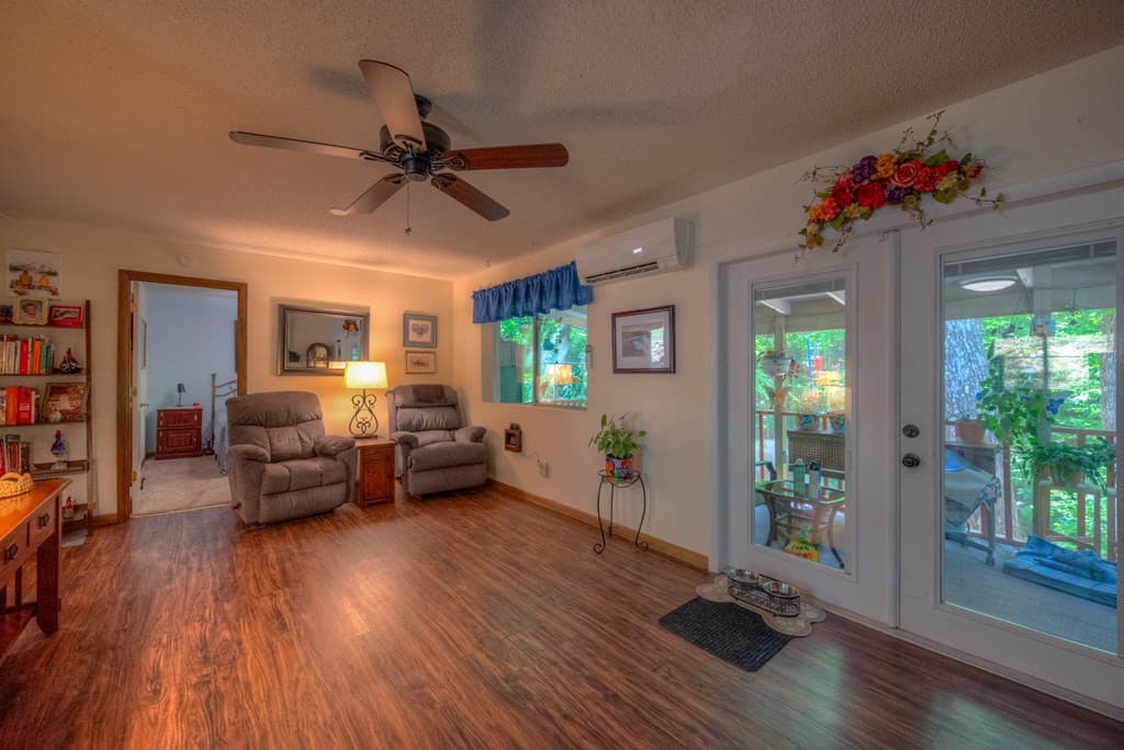 Single Family Residence at 256 Woods Drive, Murphy, NC 28906, photo 9 of 29