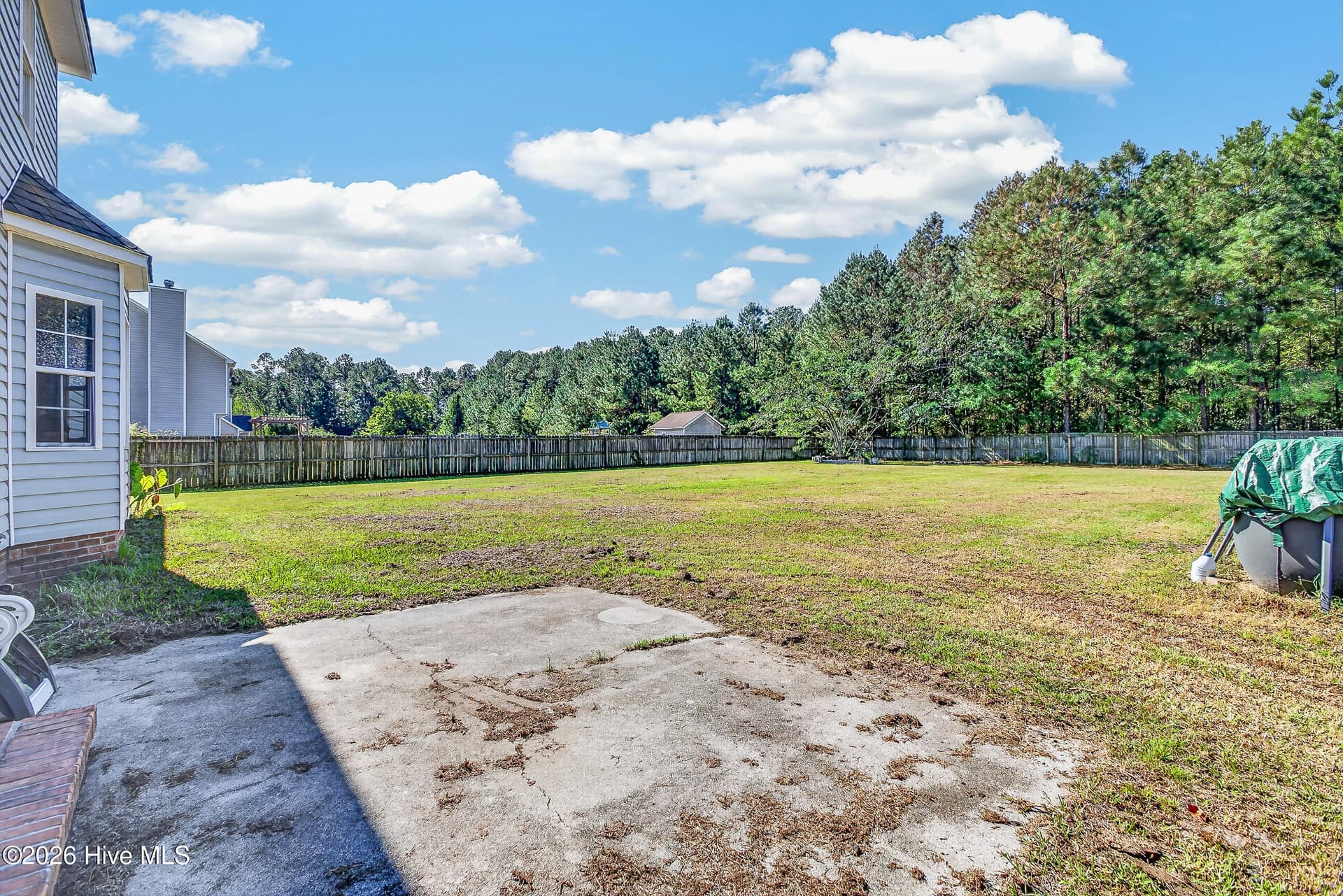 Single Family Residence at 127 Hunt Drive, Hubert, NC 28539, photo 35 of 36