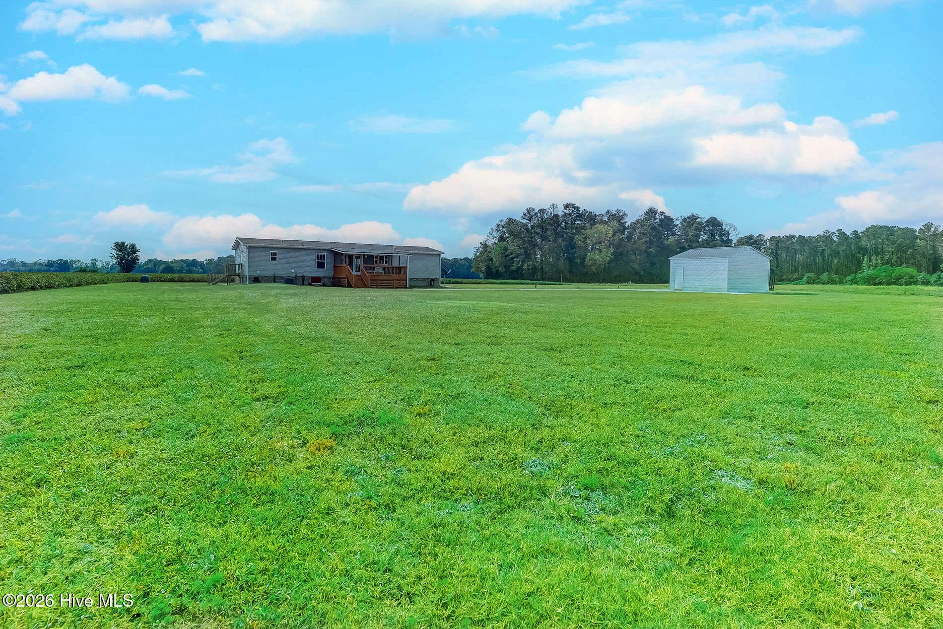 Manufactured Home at 870 Highpockets Place, Latta, SC 29565, photo 33 of 36