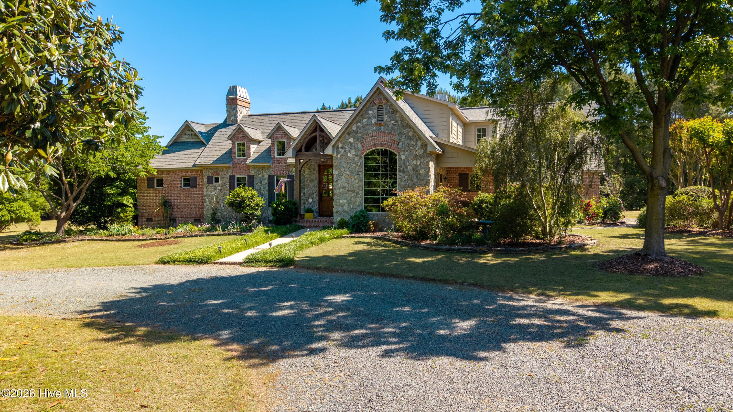235 Griffin Lake Road, Vass, NC 28394