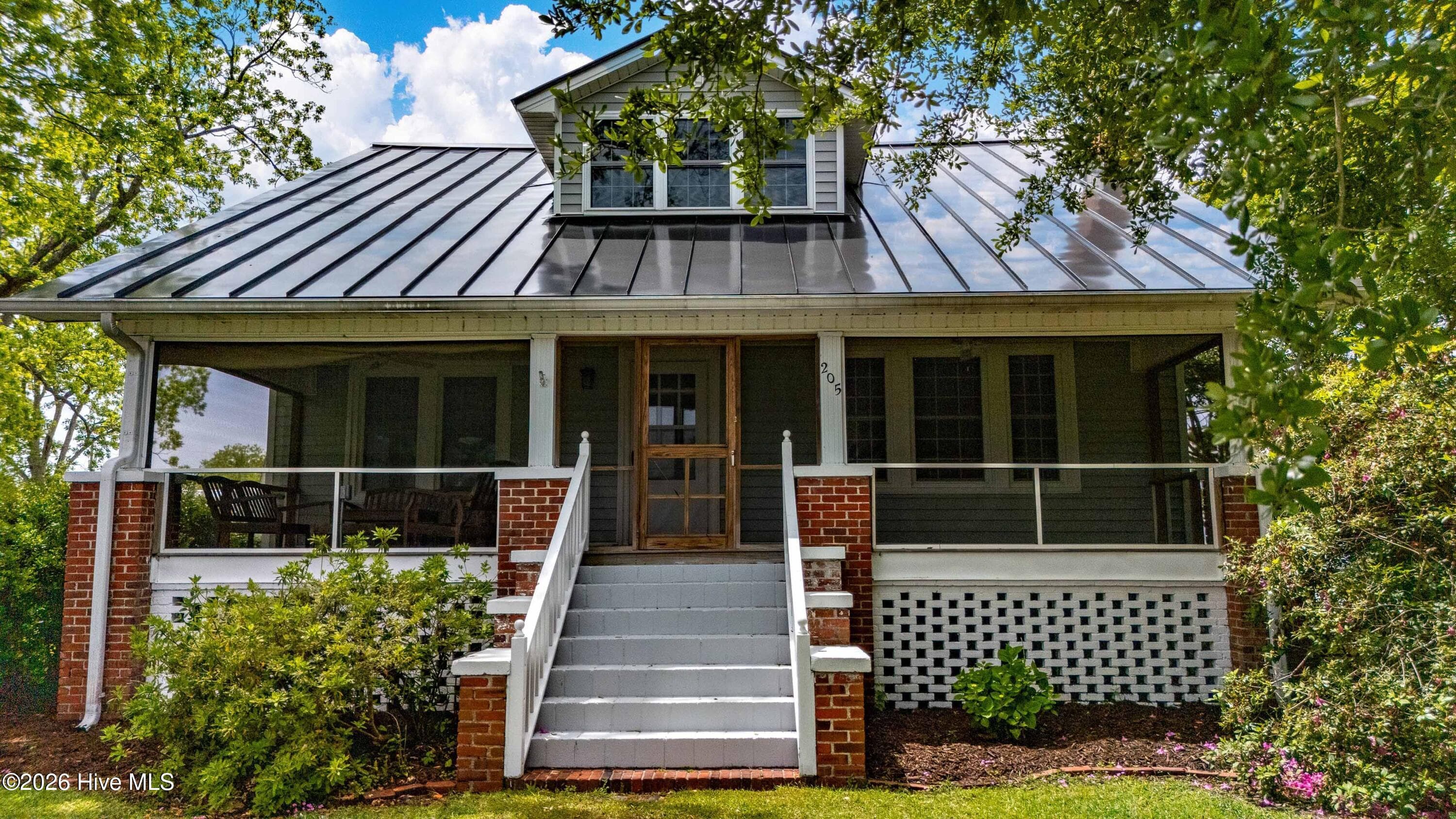 Single Family Residence at 205 High Street, Oriental, NC 28571, photo 6 of 80
