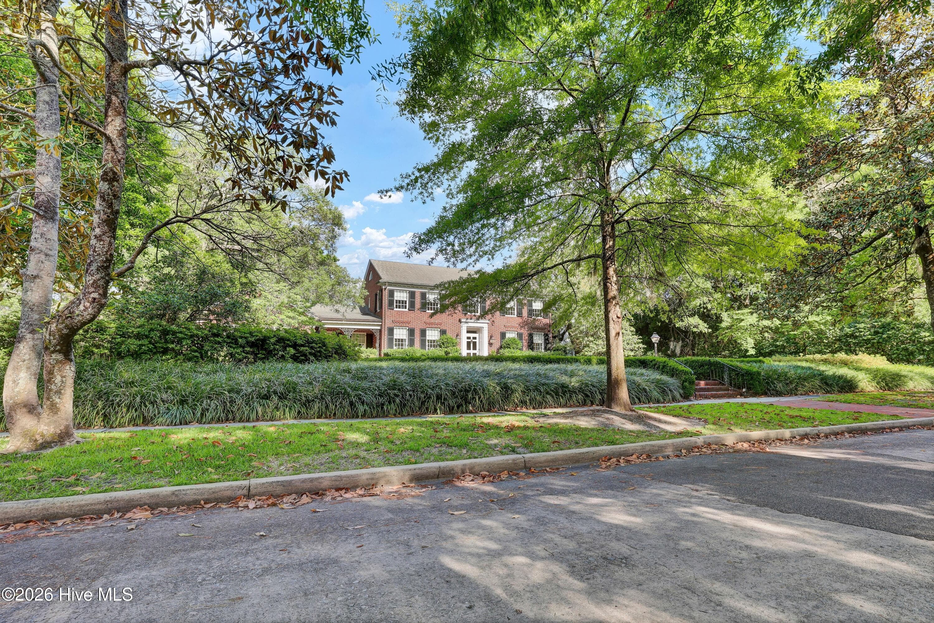 Single Family Residence at 1411 Live Oak Parkway, Wilmington, NC 28403, photo 53 of 63