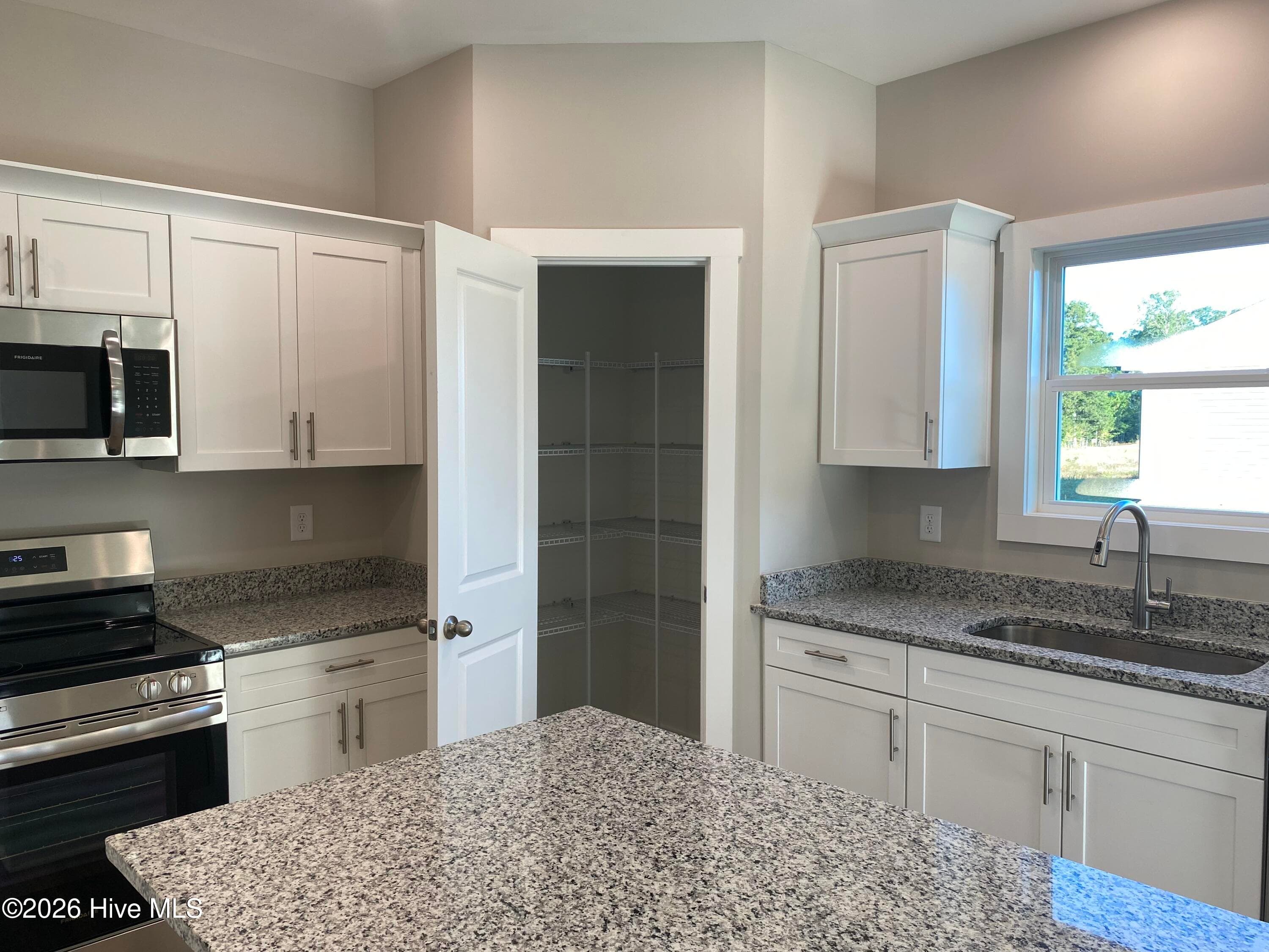 Single Family Residence at 111 Chester Place, Pikeville, NC 27863, photo 11 of 31