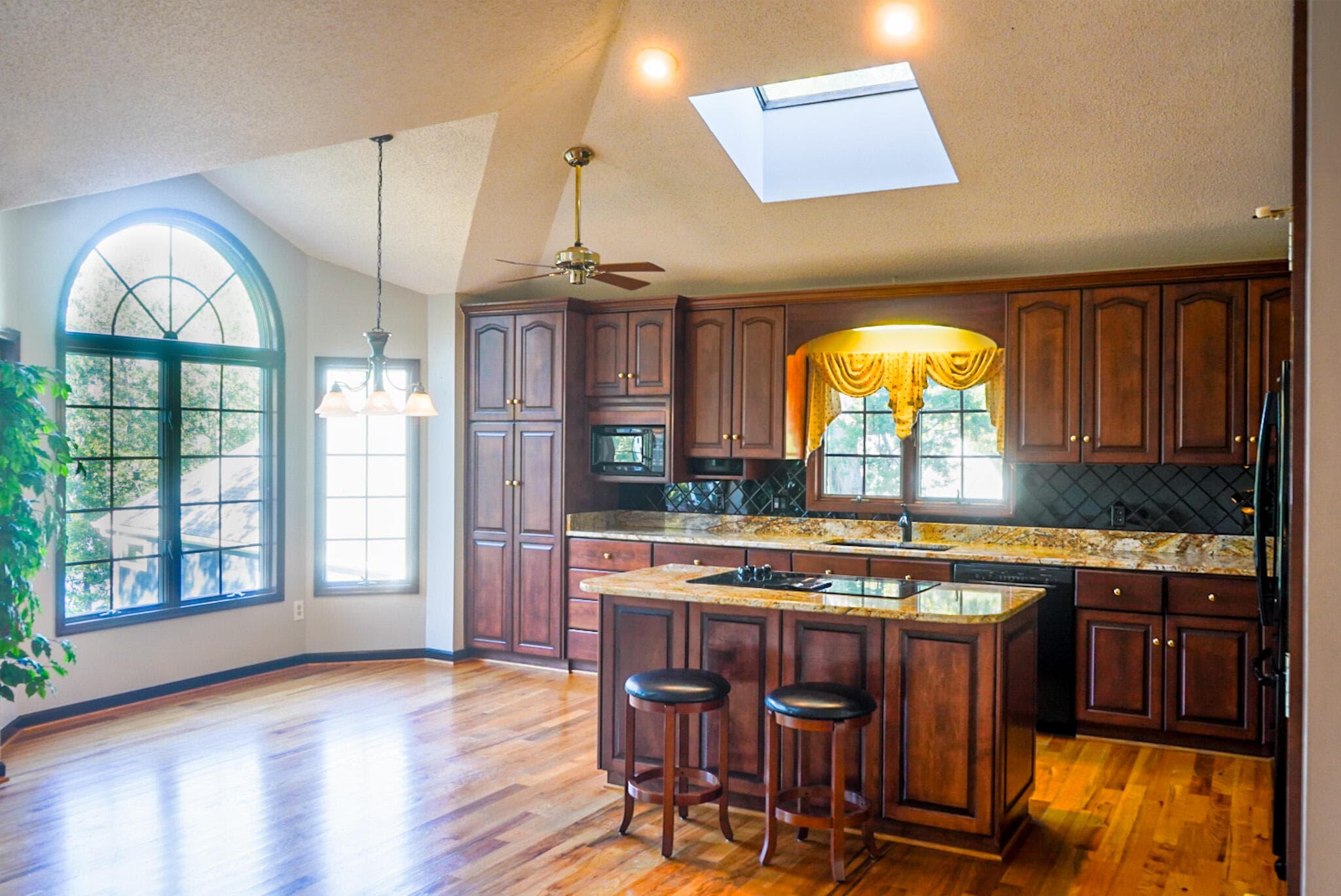 Single Family Residence at 409 Serenity Cove, McCormick, SC 29835, photo 33 of 67