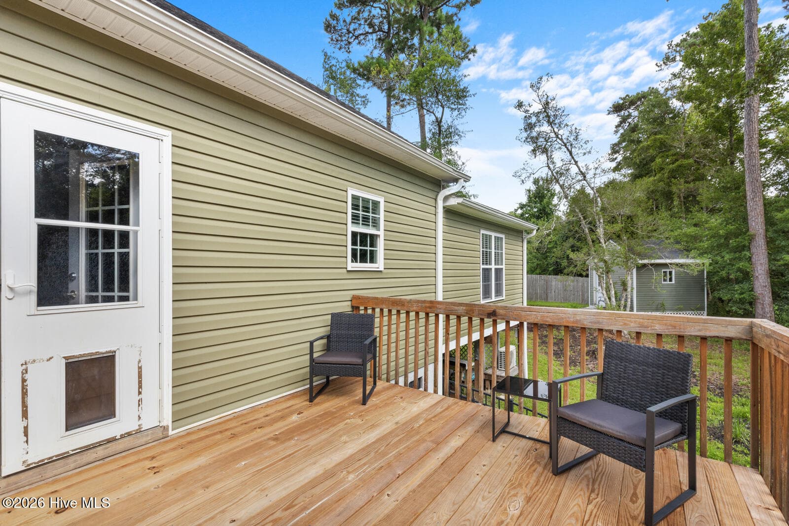 Single Family Residence at 252 Derby Downs Drive, Sneads Ferry, NC 28460, photo 6 of 47