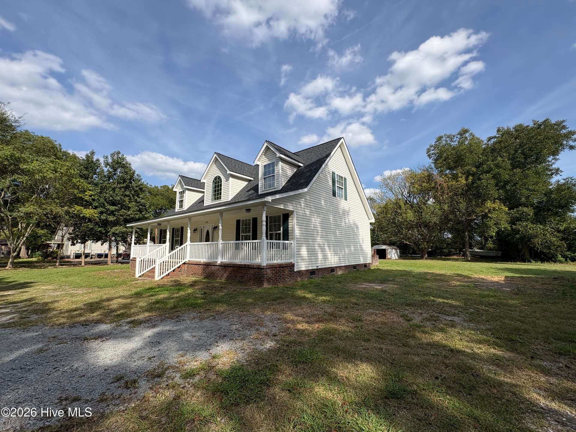 Single Family Residence at 2992 Market St Ex Ext, Washington, NC 27889, photo 4 of 45