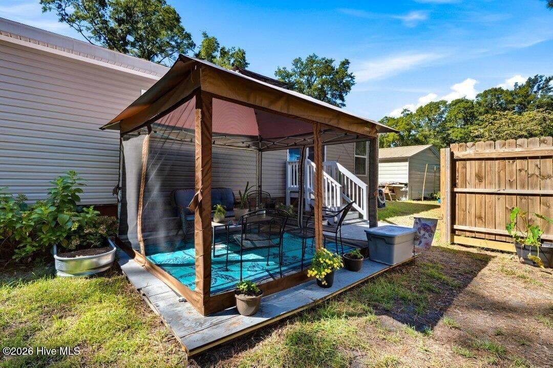 Manufactured Home at 3459 Lakeview Drive SW, Supply, NC 28462, photo 39 of 70