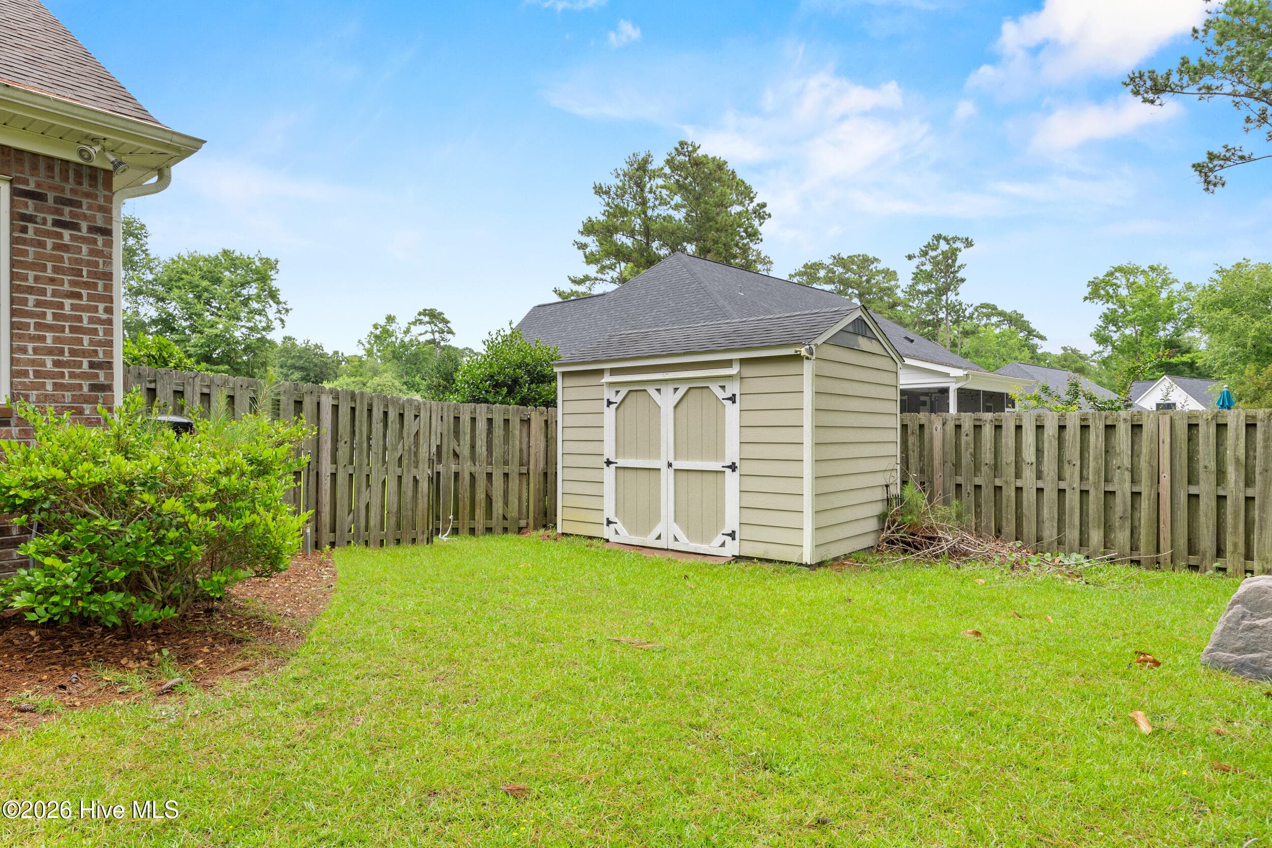 Single Family Residence at 330 Crown Pointe Drive, Hampstead, NC 28443, photo 47 of 51