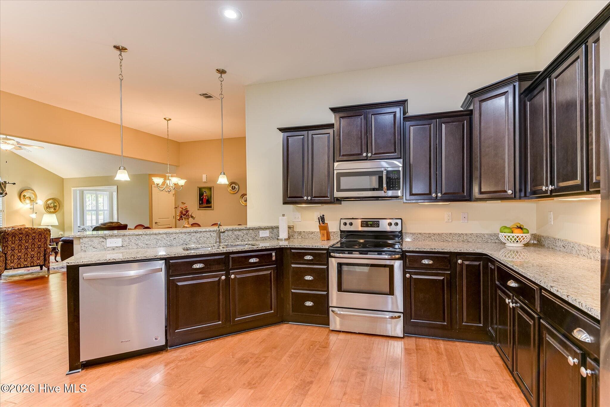 Well equipped kitchen - SO many Cabinets! - 1201 Brookstone Way, Augusta, GA 30909
