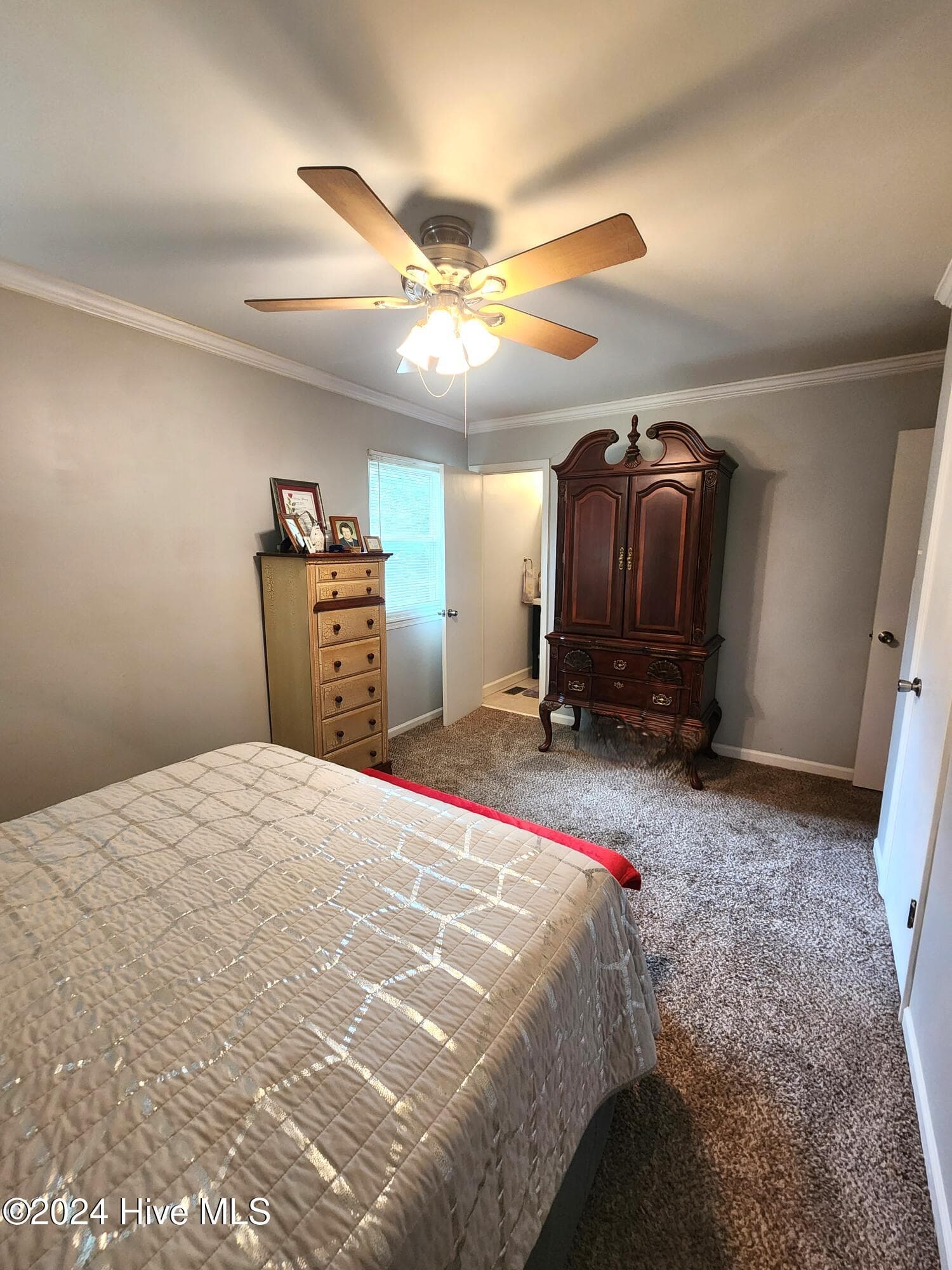 Single Family Residence at 186 Sand Ridge Road, Hubert, NC 28539, photo 11 of 20