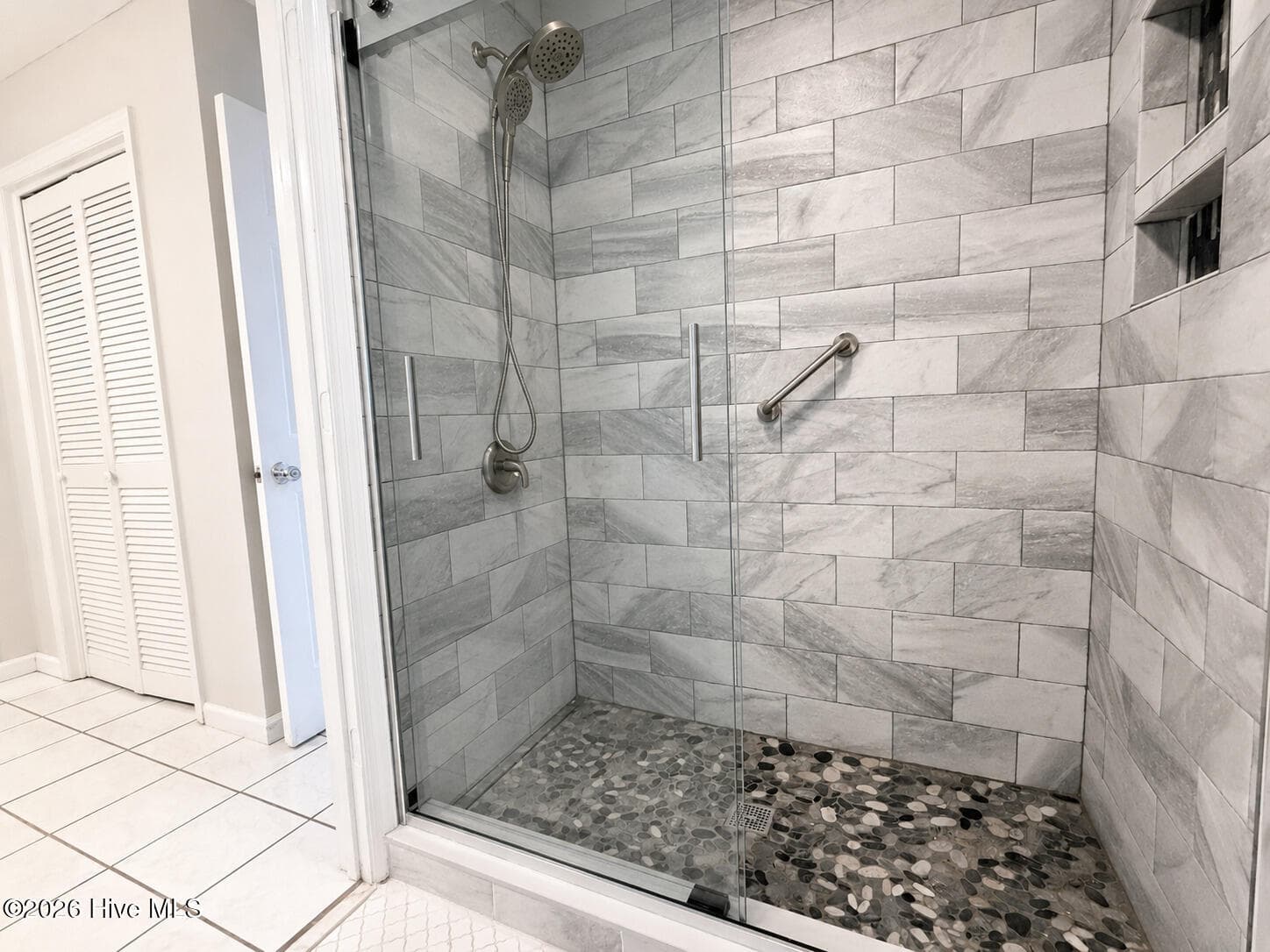 Updated Custom tiled shower - 13 Farrington Way, North Augusta, SC 29860