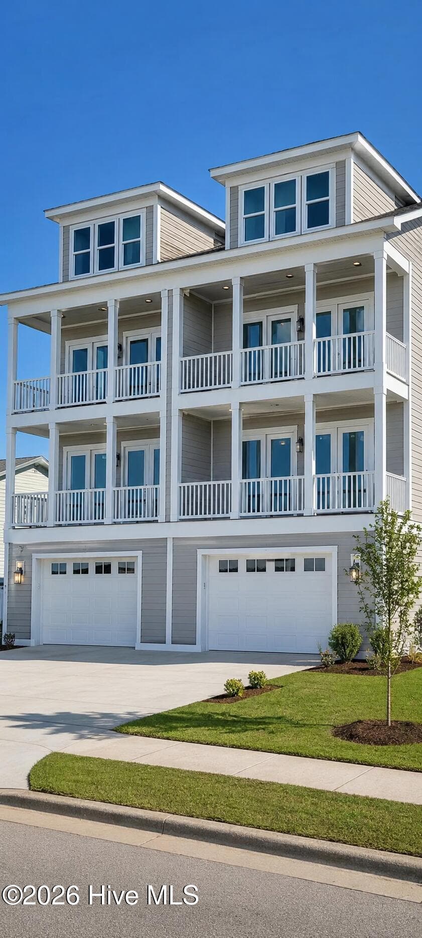 Townhouse at 1702 E Fort Macon Road A, Atlantic Beach, NC 28512, photo 3 of 17