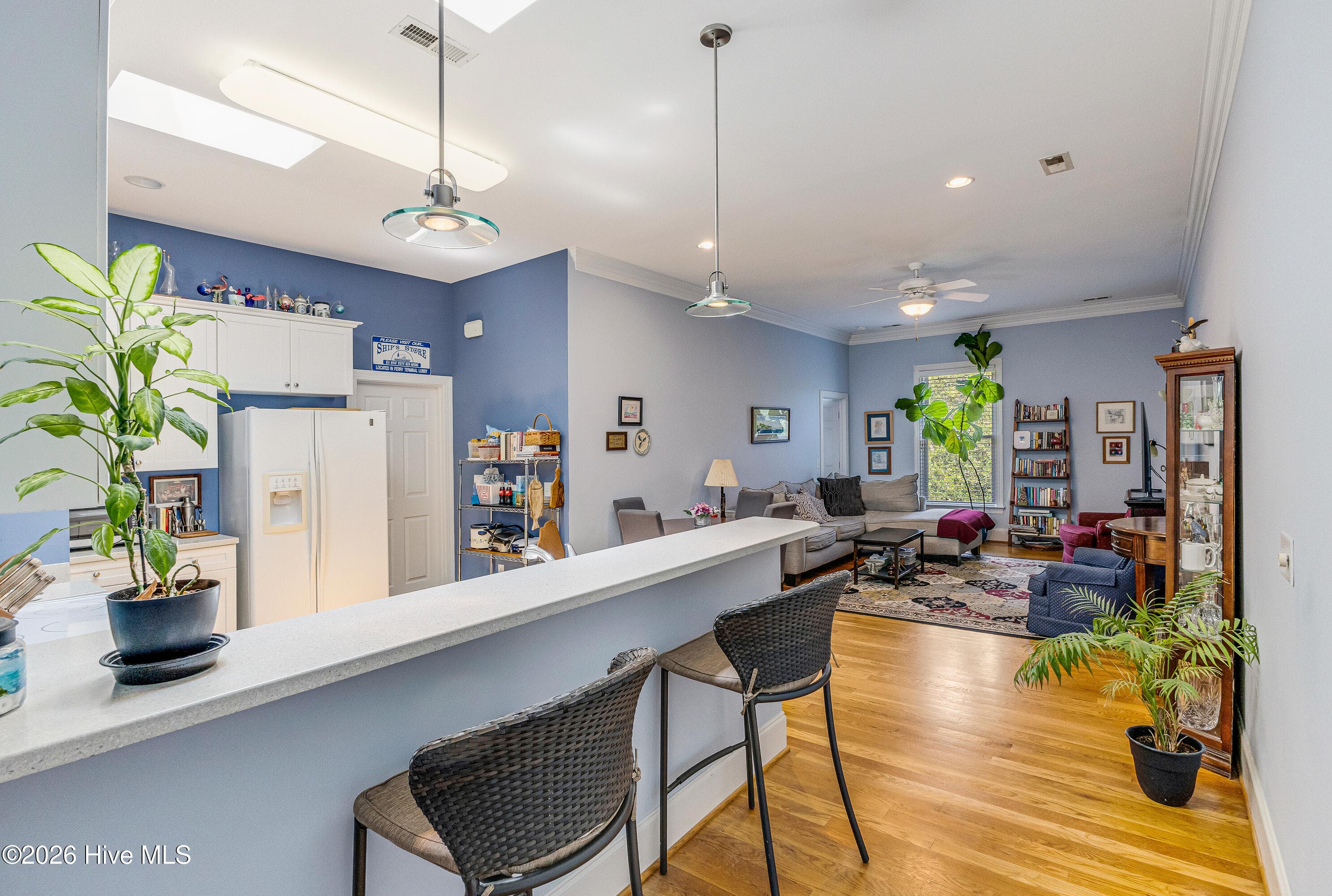 Great Open Space for Entertaining - 701 N Howe Street 8, Southport, NC 28461
