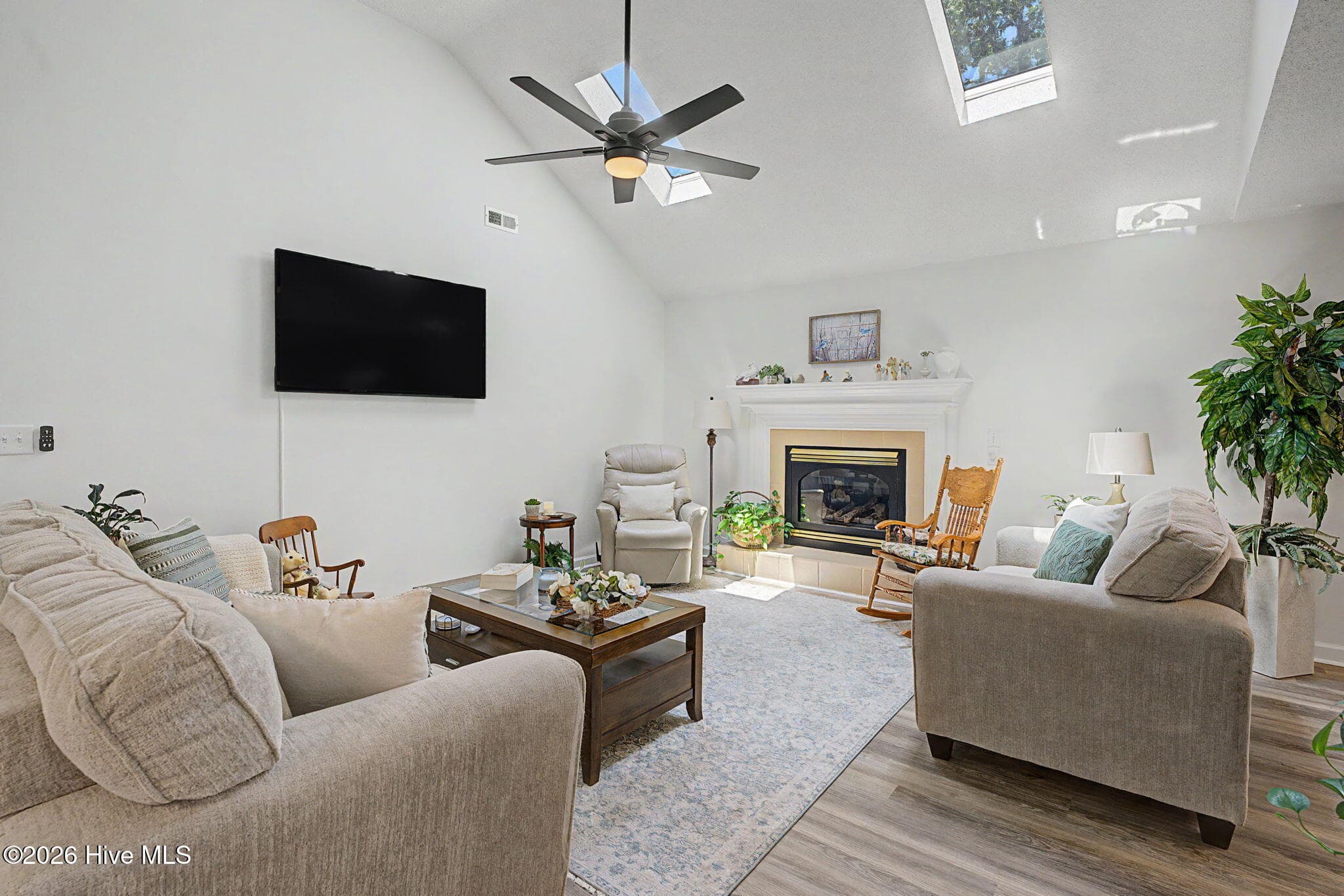 Single Family Residence at 430 Hampton Street NW, Calabash, NC 28467, photo 13 of 48