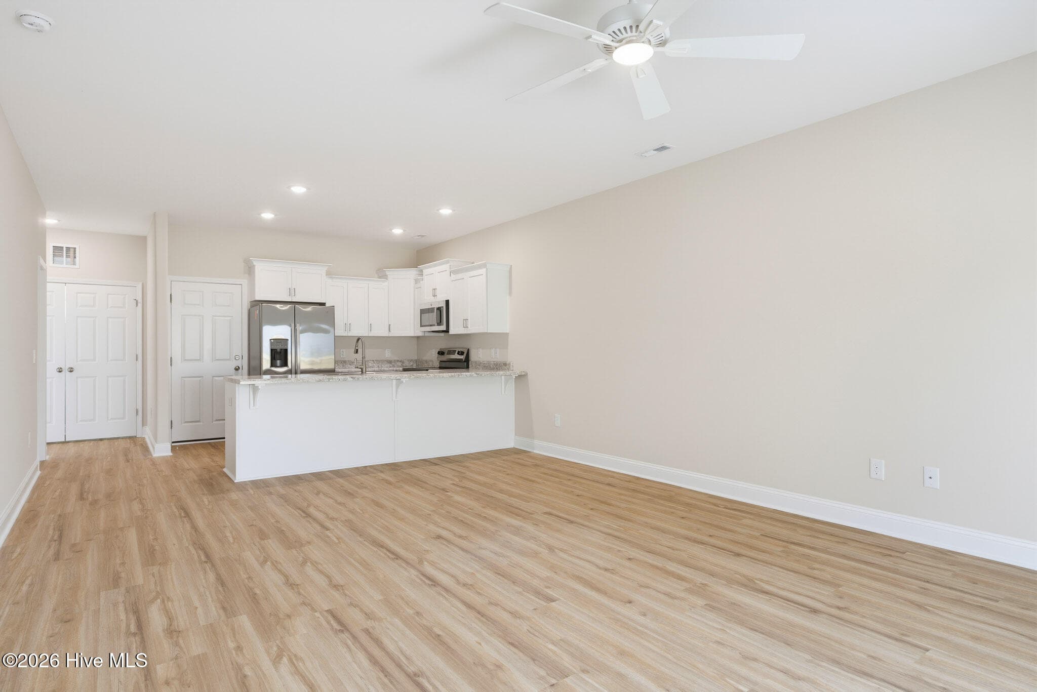 Townhouse at 305 Coastal Reef Court, Holly Ridge, NC 28445, photo 8 of 27