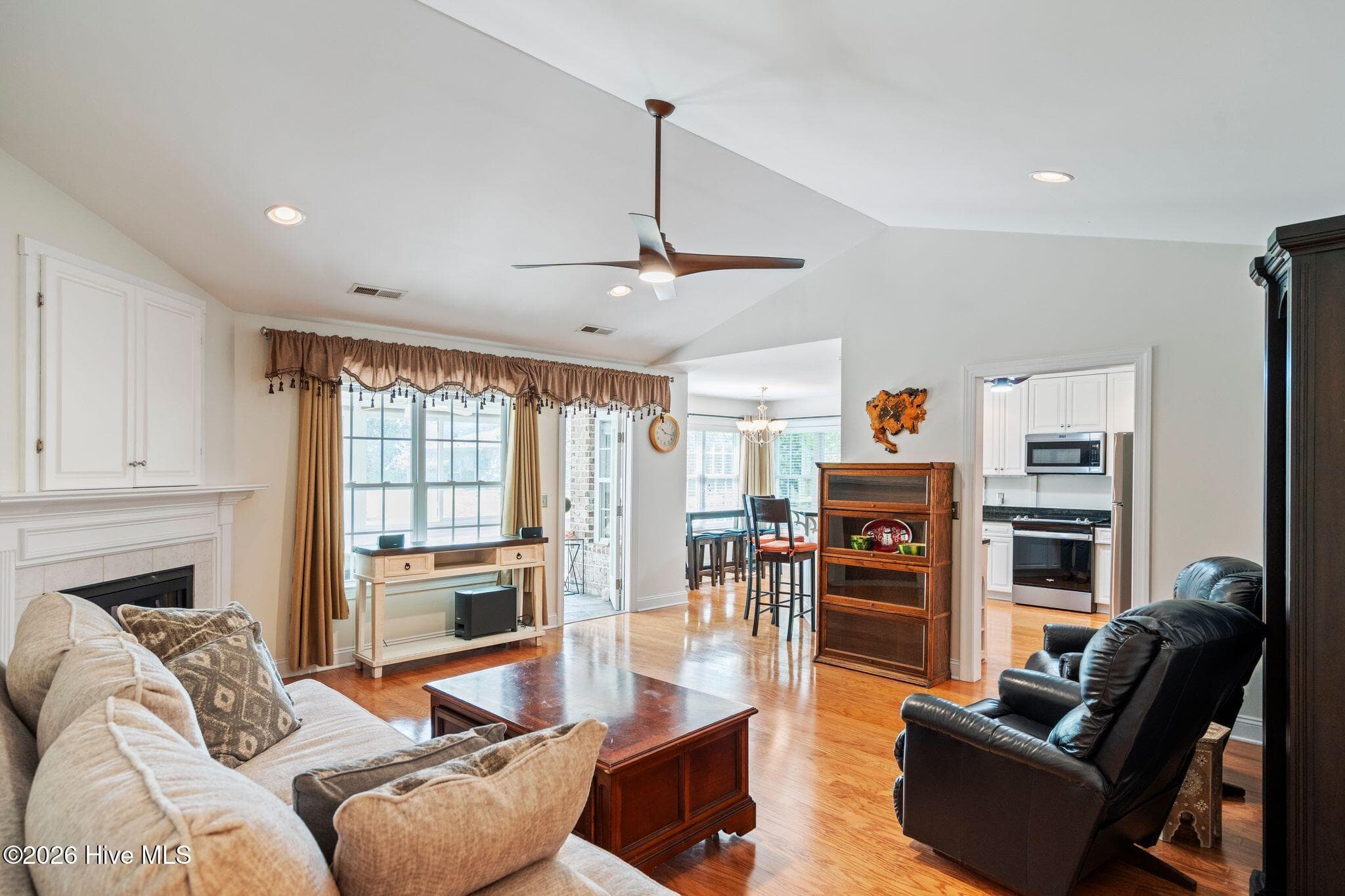Single Family Residence at 2147 Talmage Drive, Leland, NC 28451, photo 4 of 38