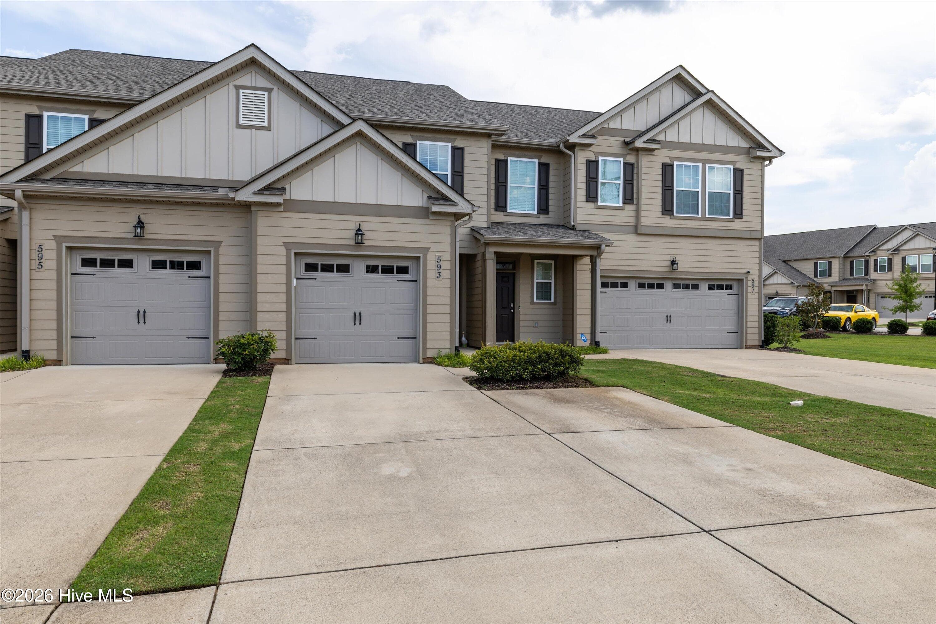 Townhouse at 593 Vinings Drive, Grovetown, GA 30813, photo 4 of 41
